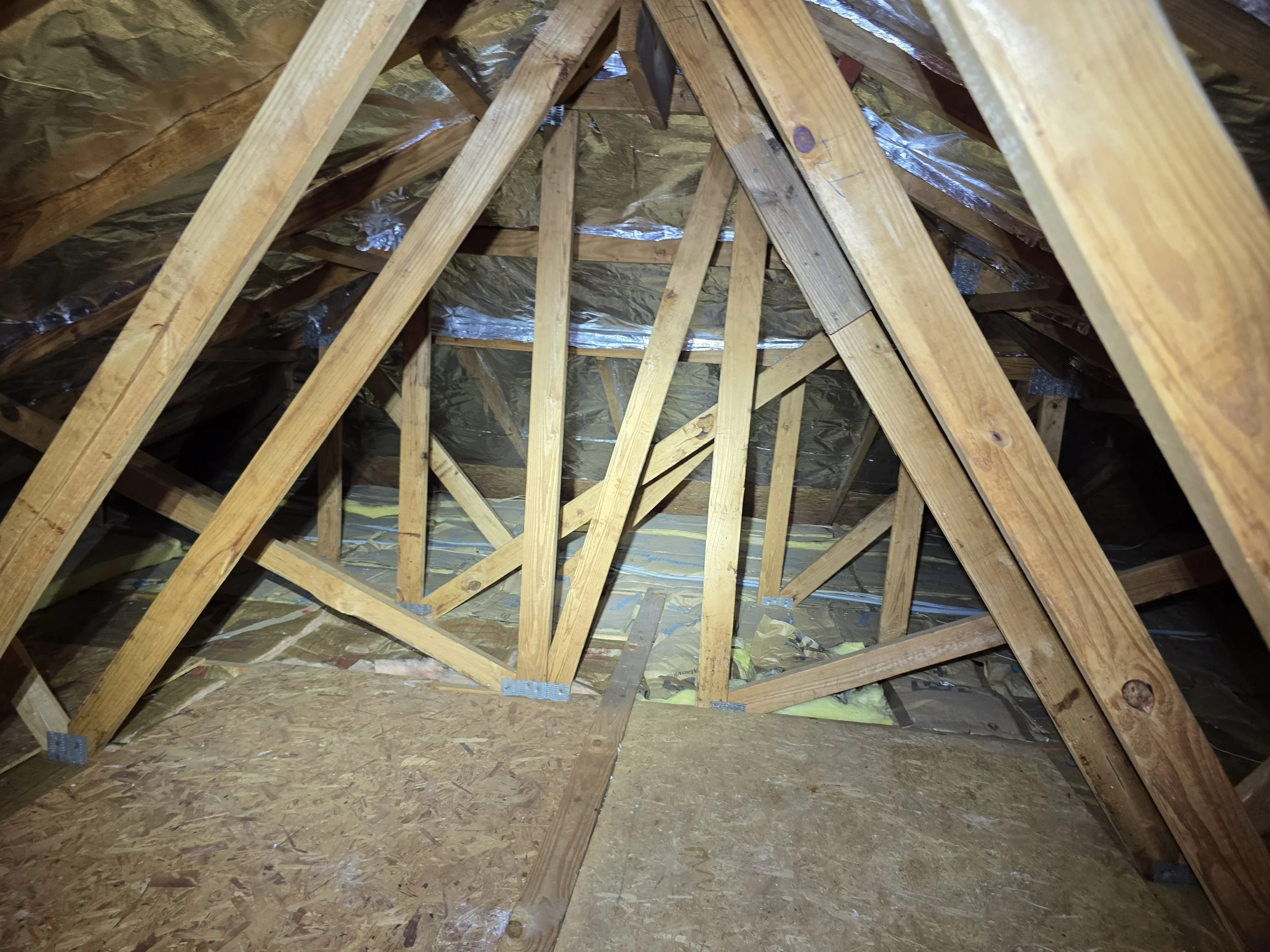 Roof inspection in Crestview Florida by J. Gregory Home Inspections