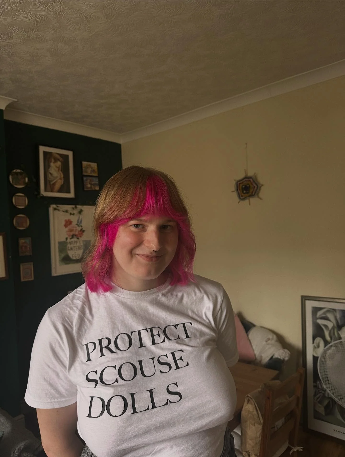 Soft pink, loud impact.
A half halo that fades into the dreamiest peach.