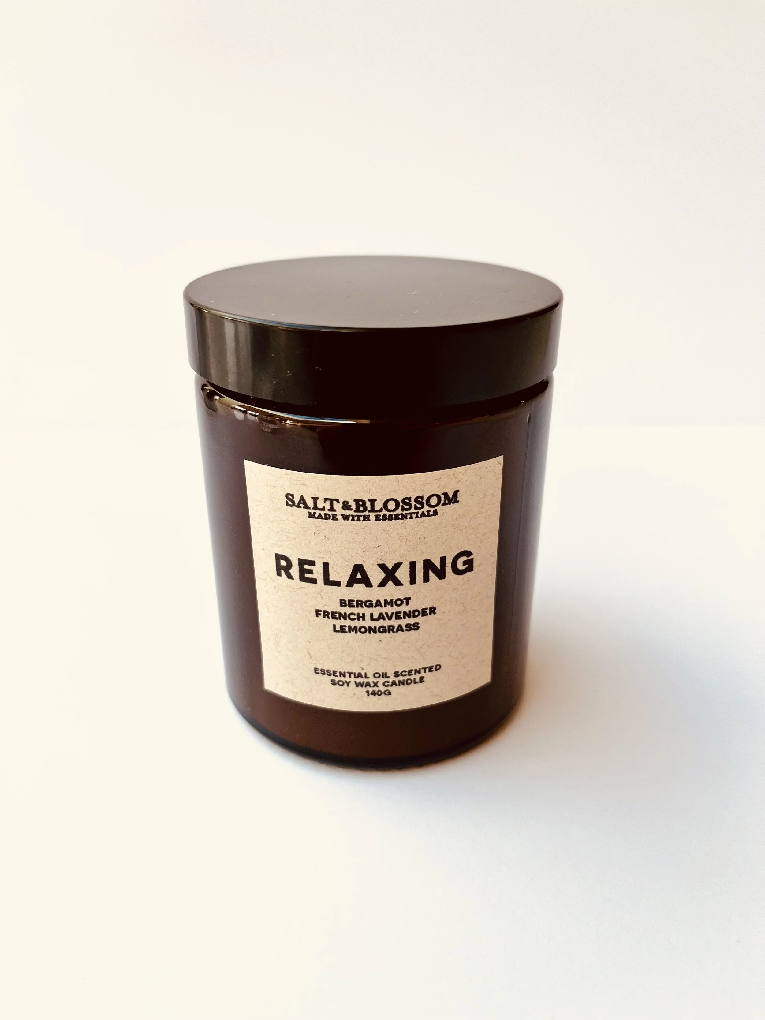 Relaxing essential oil candle
