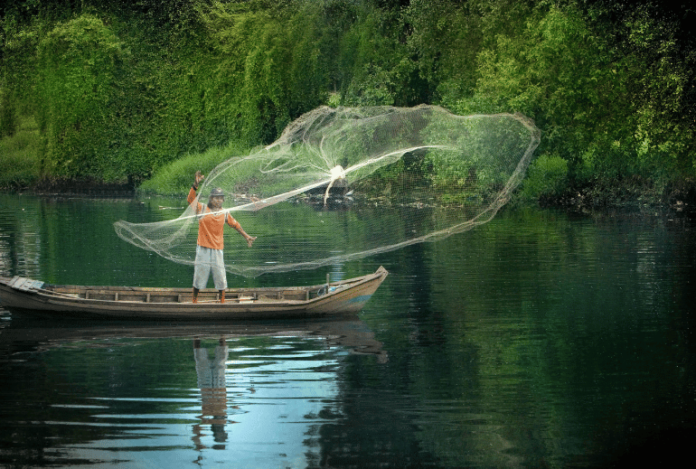 Cast a wider net: a guide to marketing your awards programme