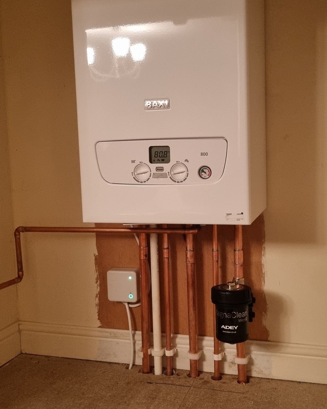 Does your boiler benefit from a 10 year manufacturers warranty?
Does your boiler deliver up to 16.5 litres of hot water?
Is your boiler super reliable?
Can you operate your boiler from your phone?.....

No?

This Baxi 836 with hive controls does. Giv