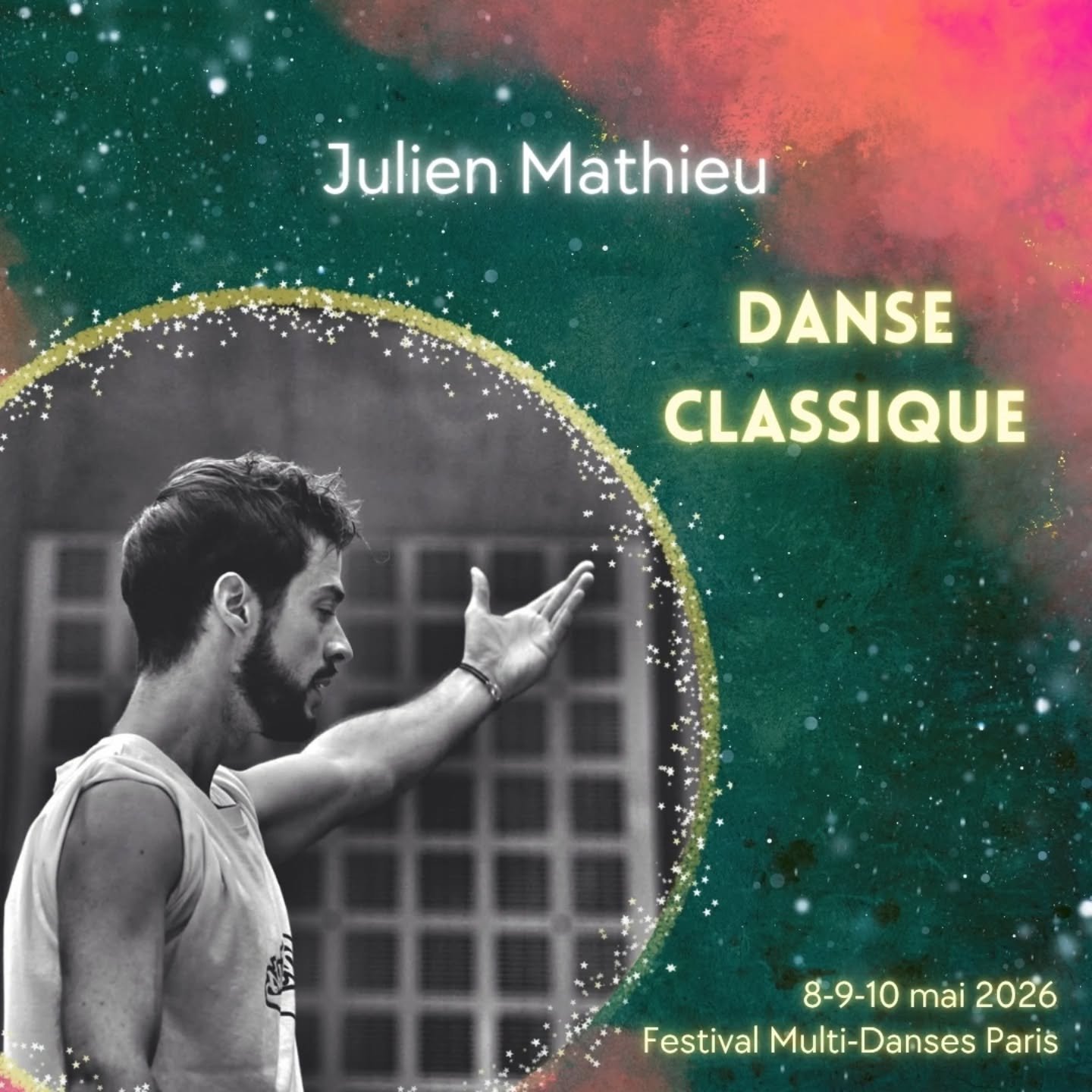 Pr&eacute;sentation des professeurs (24 / 27)

✨ Danse Classique ✨
Julien Mathieu

La Danse Classique est une discipline exigeante qui a structur&eacute; l&rsquo;histoire du ballet europ&eacute;en : elle repose sur la pr&eacute;cision du placement, l