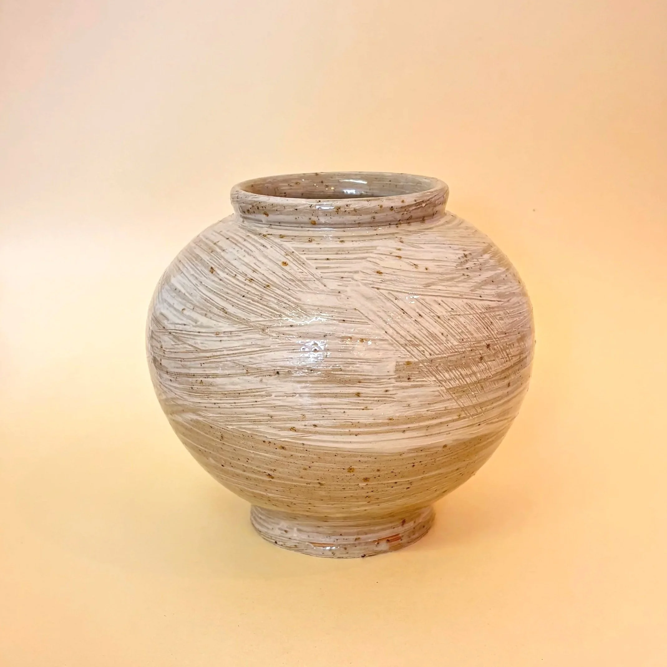 Moon Jar, 2025