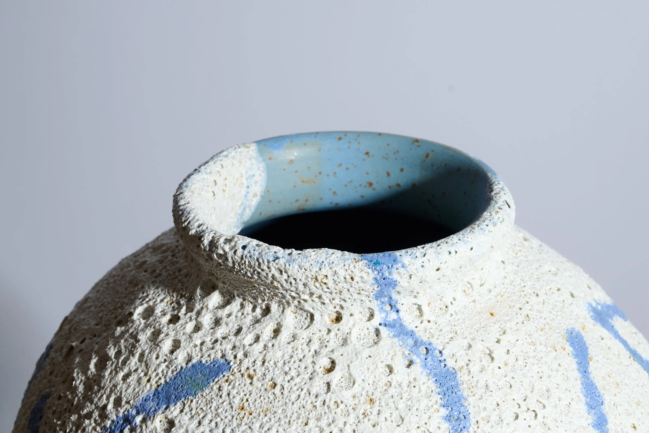 Vase-W-02-Detail2.jpg