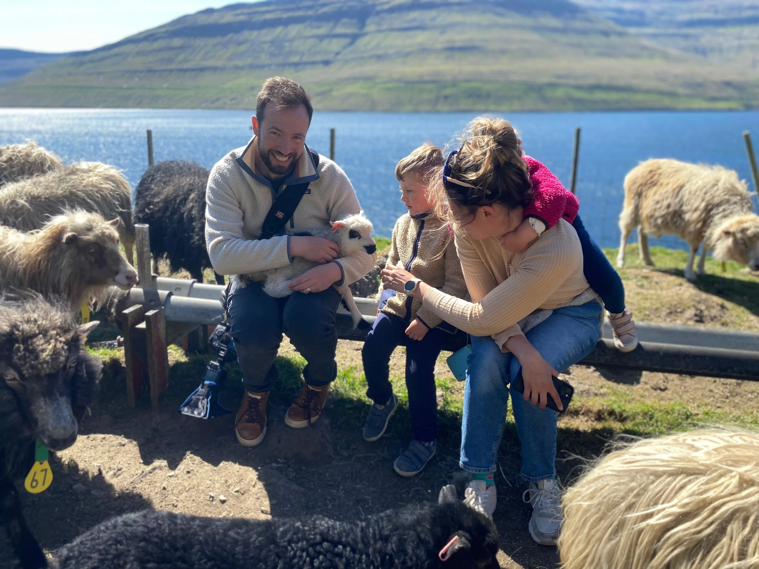 familja fórðar.jpg