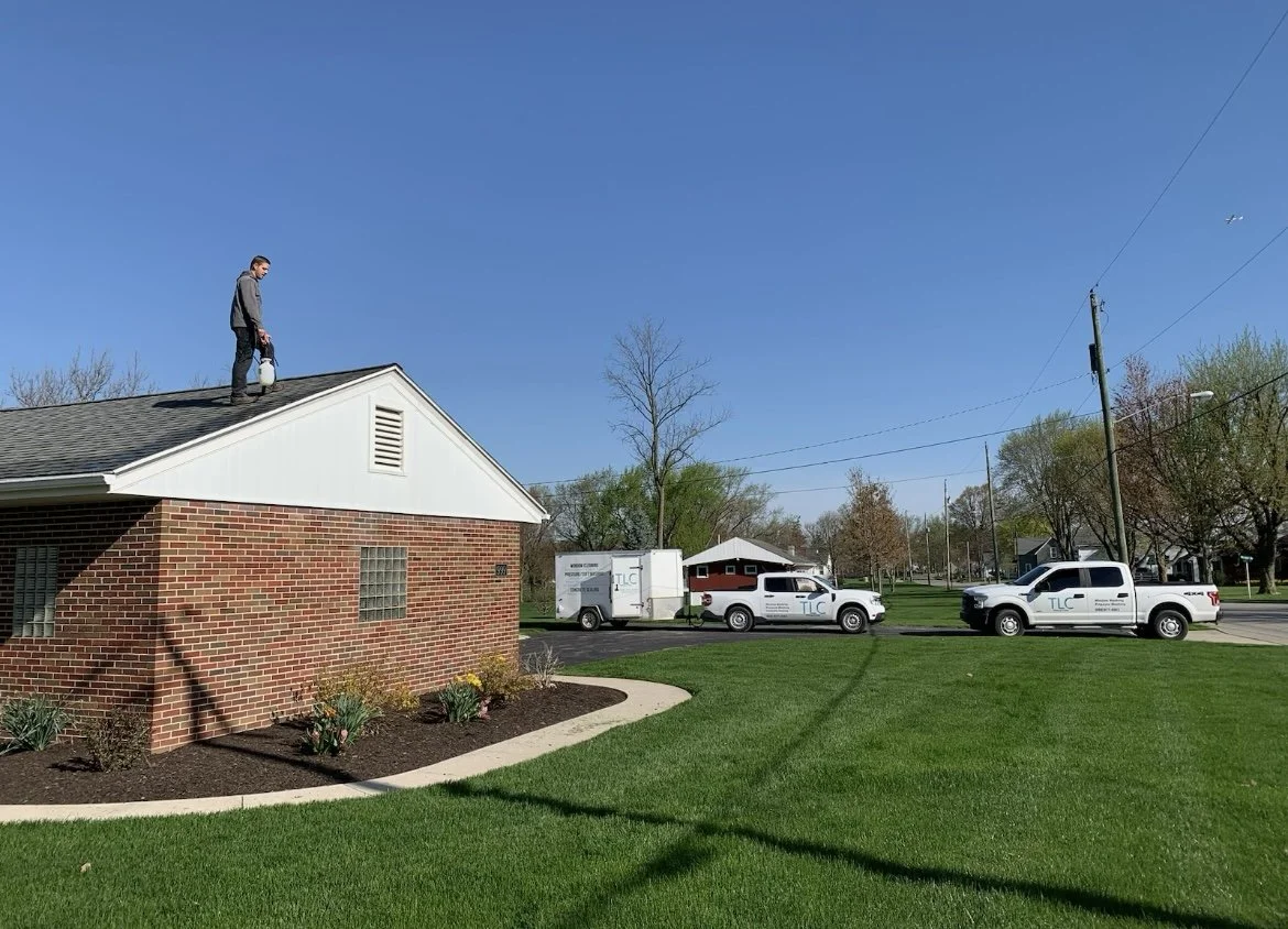 Roof wash near Berne Indiana
