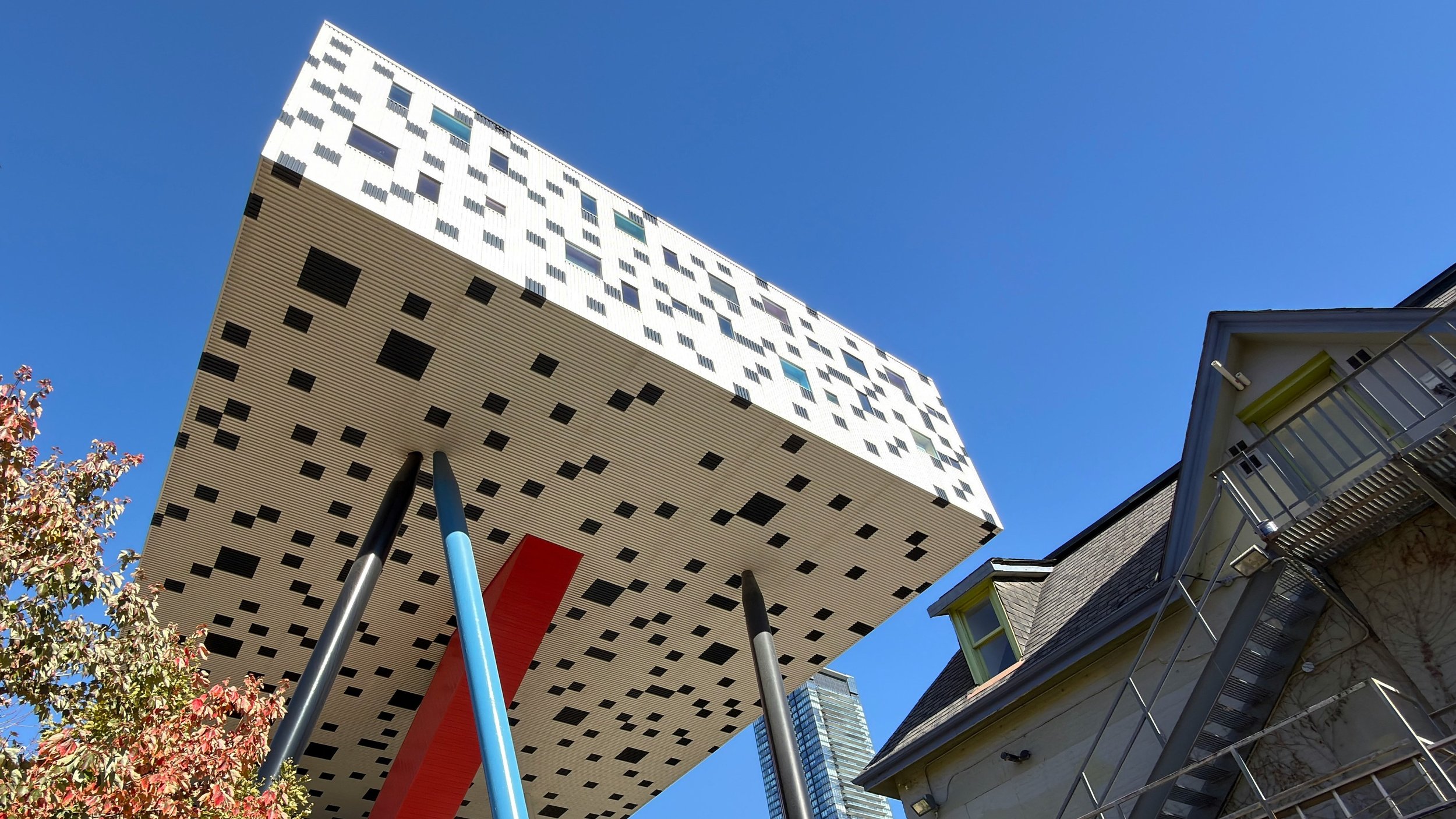 Art Gallery of Ontario 1 .jpg