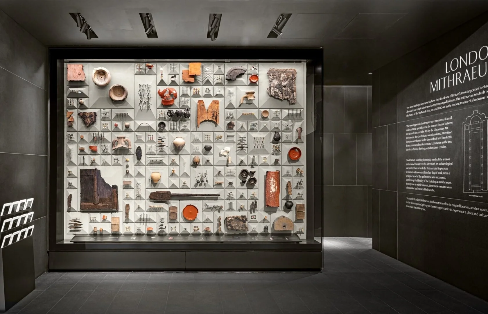 London Mithraeum 3.jpeg