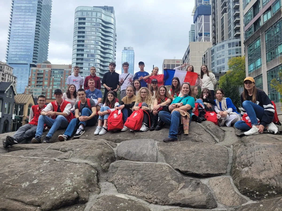 Yorkville-school-groups-english-outdoors.jpg