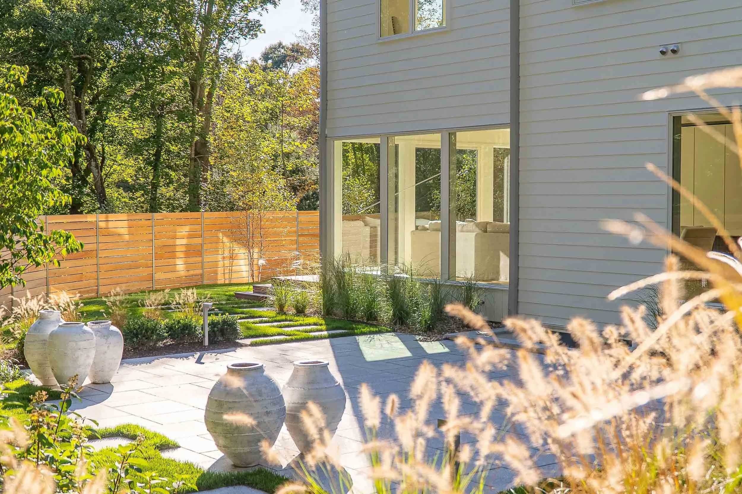 Contemporary Farmhouse Post-2.jpg