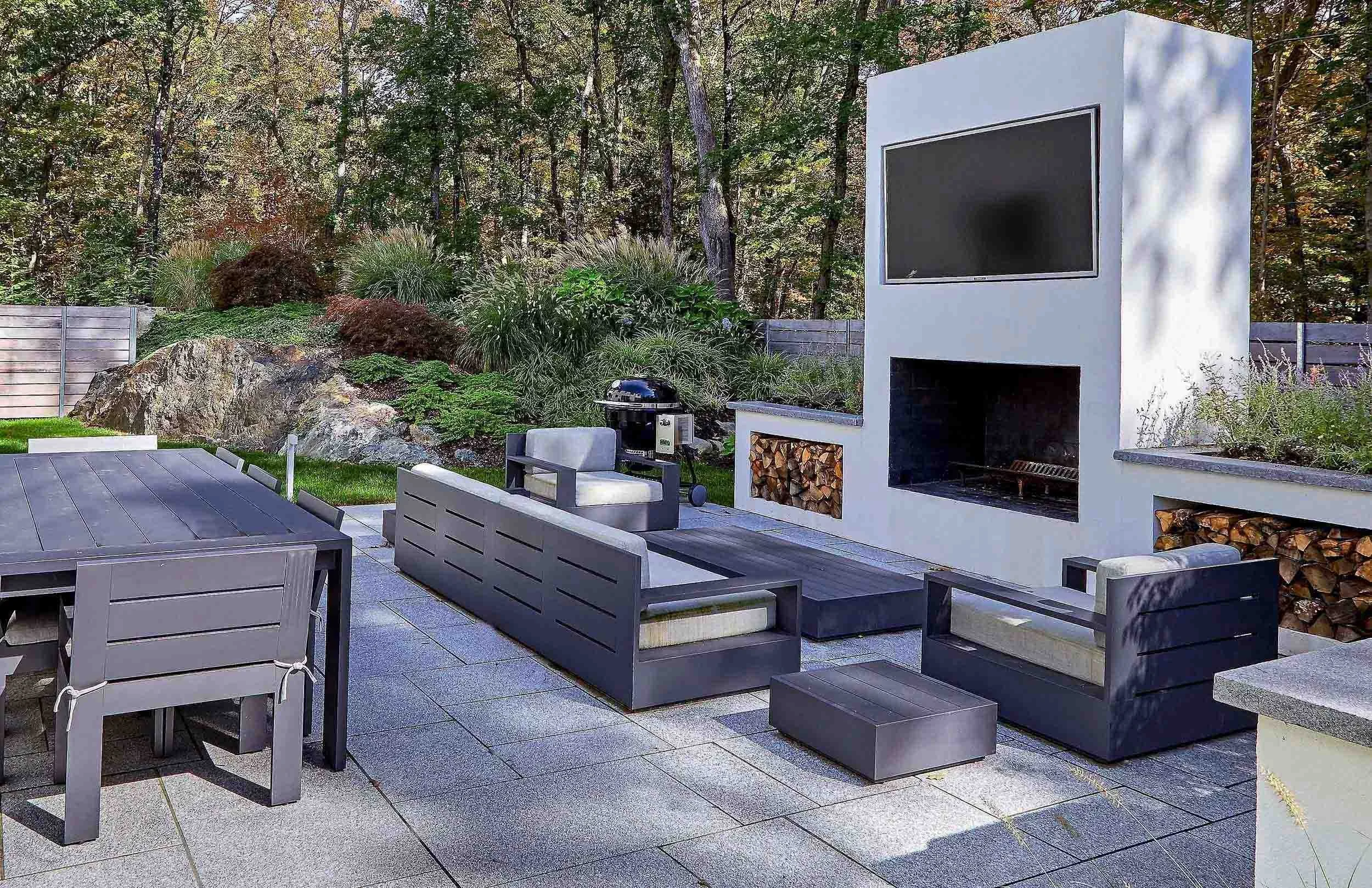 Contemporary Farmhouse Post-6.jpg