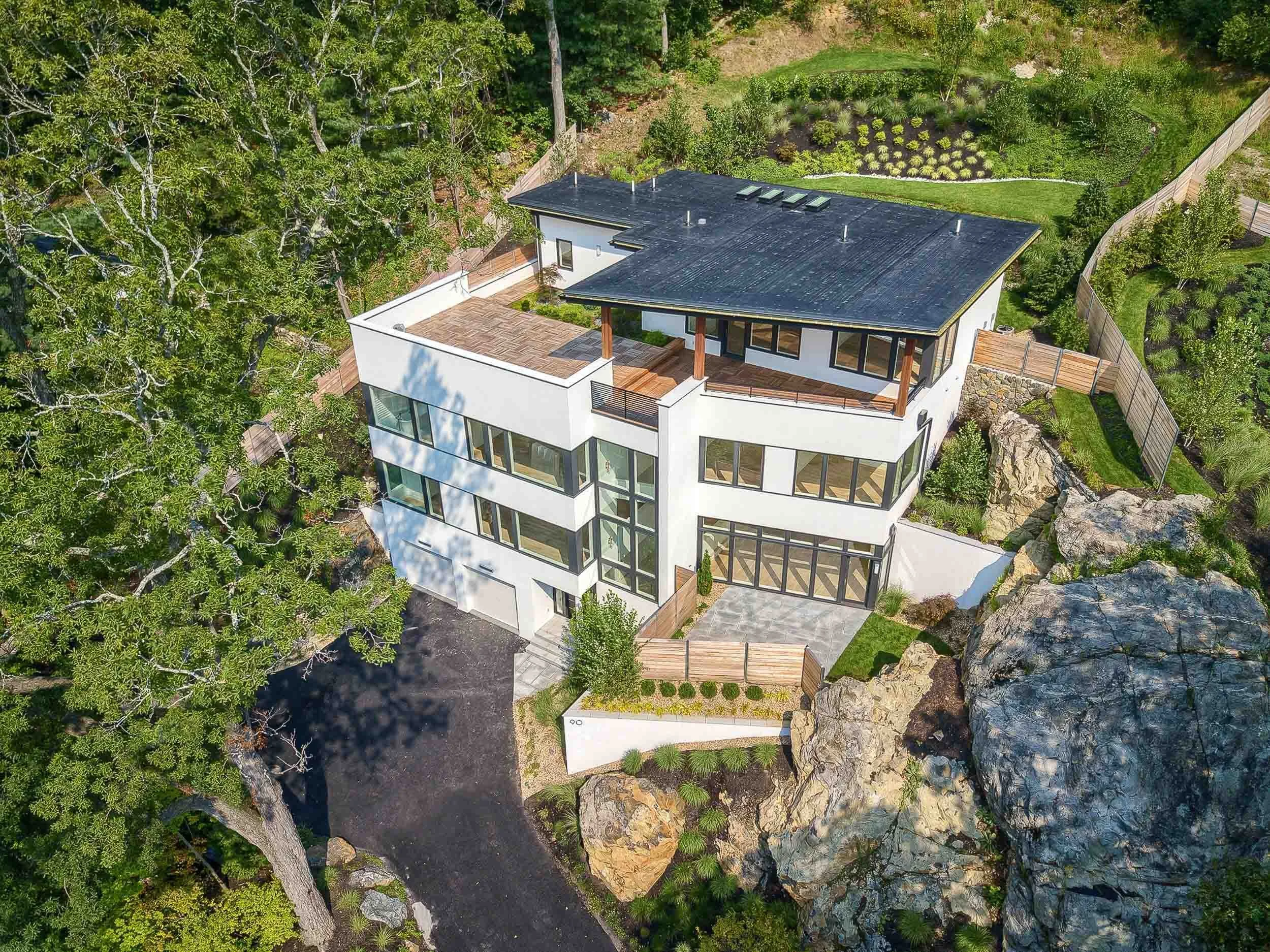 Hollywood Hills Post-4.jpg