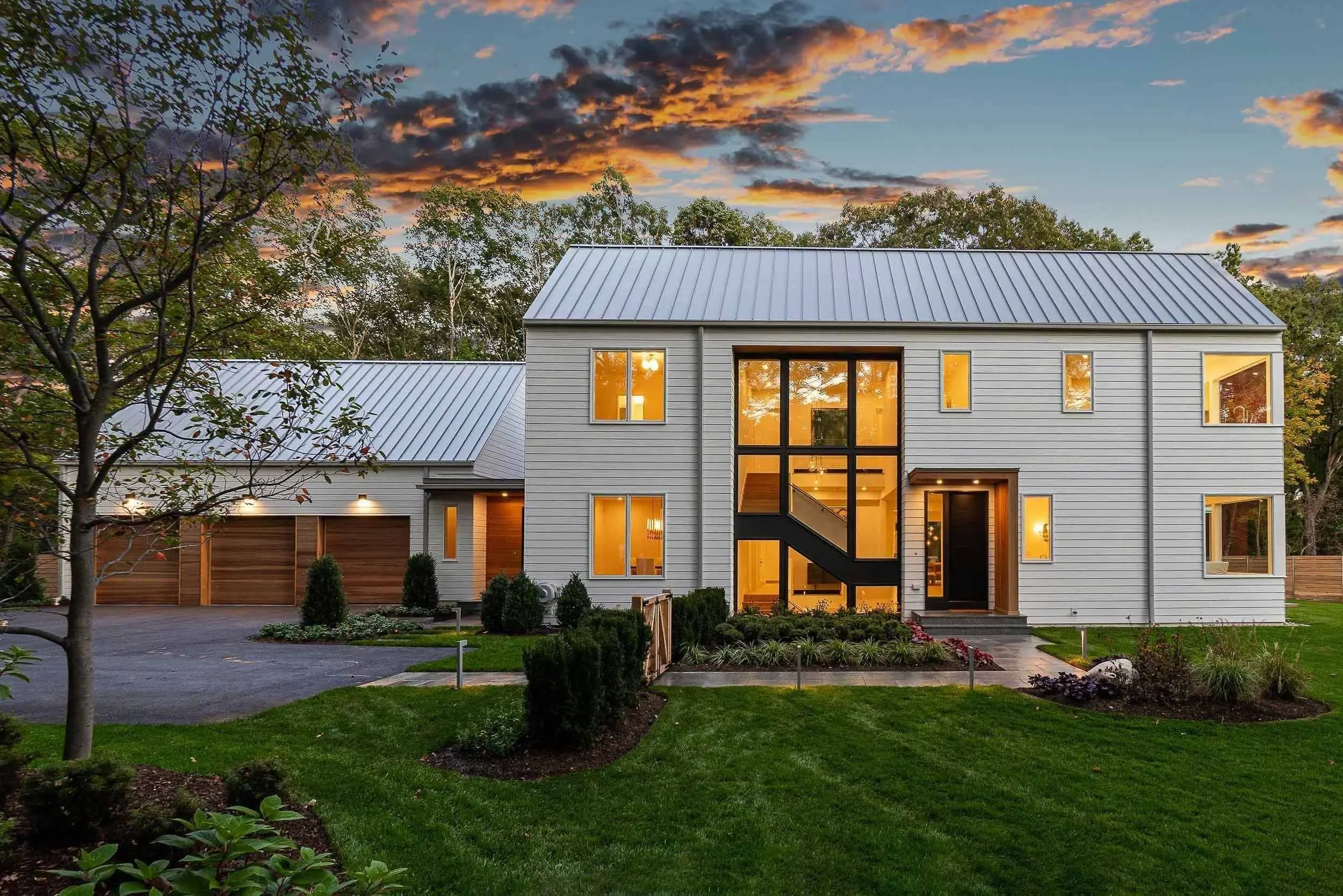 Contemporary Farmhouse Post-7.jpg