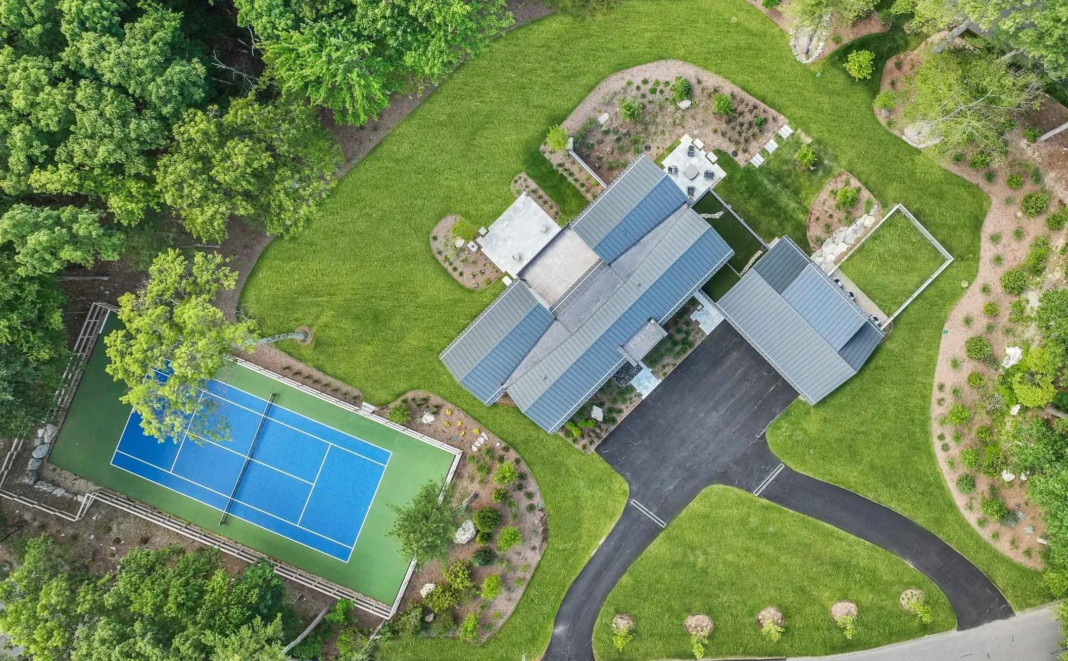 Modern Country Estate Post-5.jpg