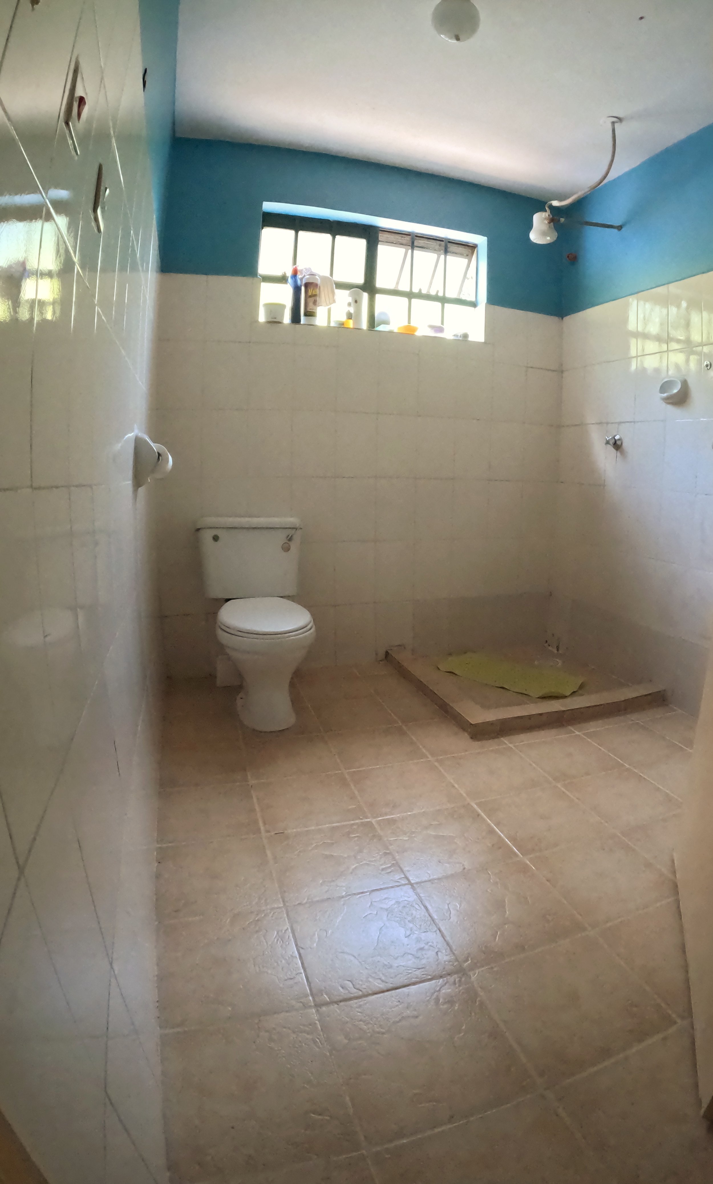 Guest Bathroom_.jpg