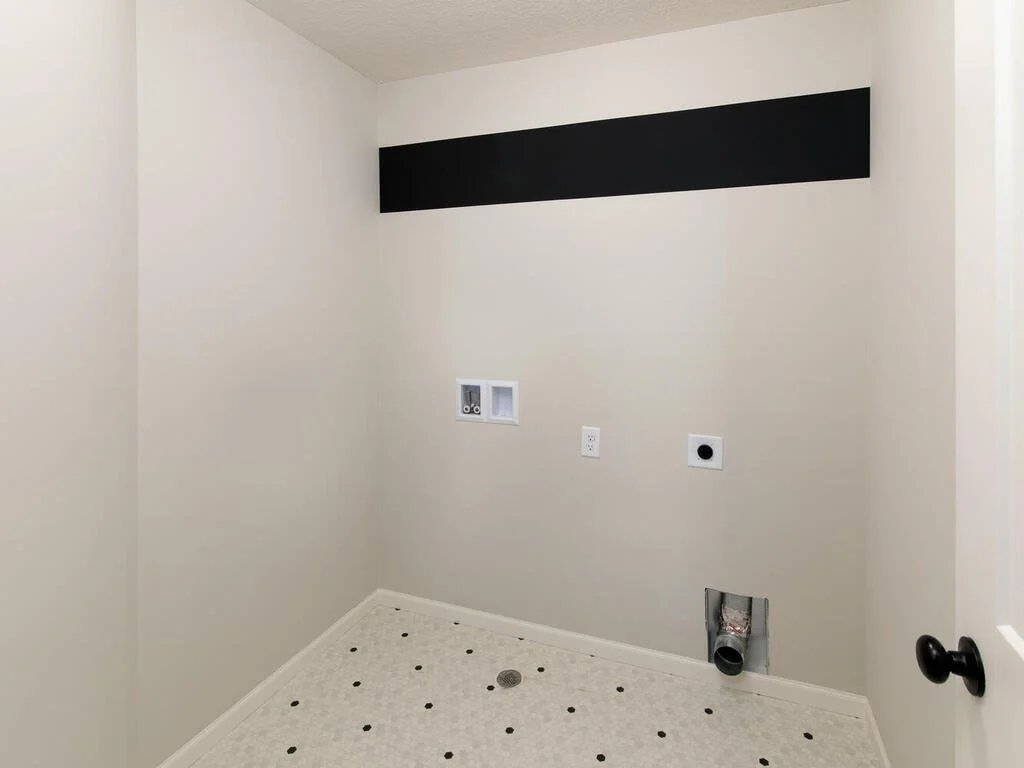 17923 Evershed Wy Lakeville MN 55044 USA-025-016-Laundry-MLS_Size.jpg