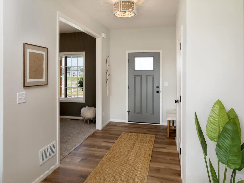 17923 Evershed Wy Lakeville MN 55044 USA-004-002-Entry-MLS_Size.jpg