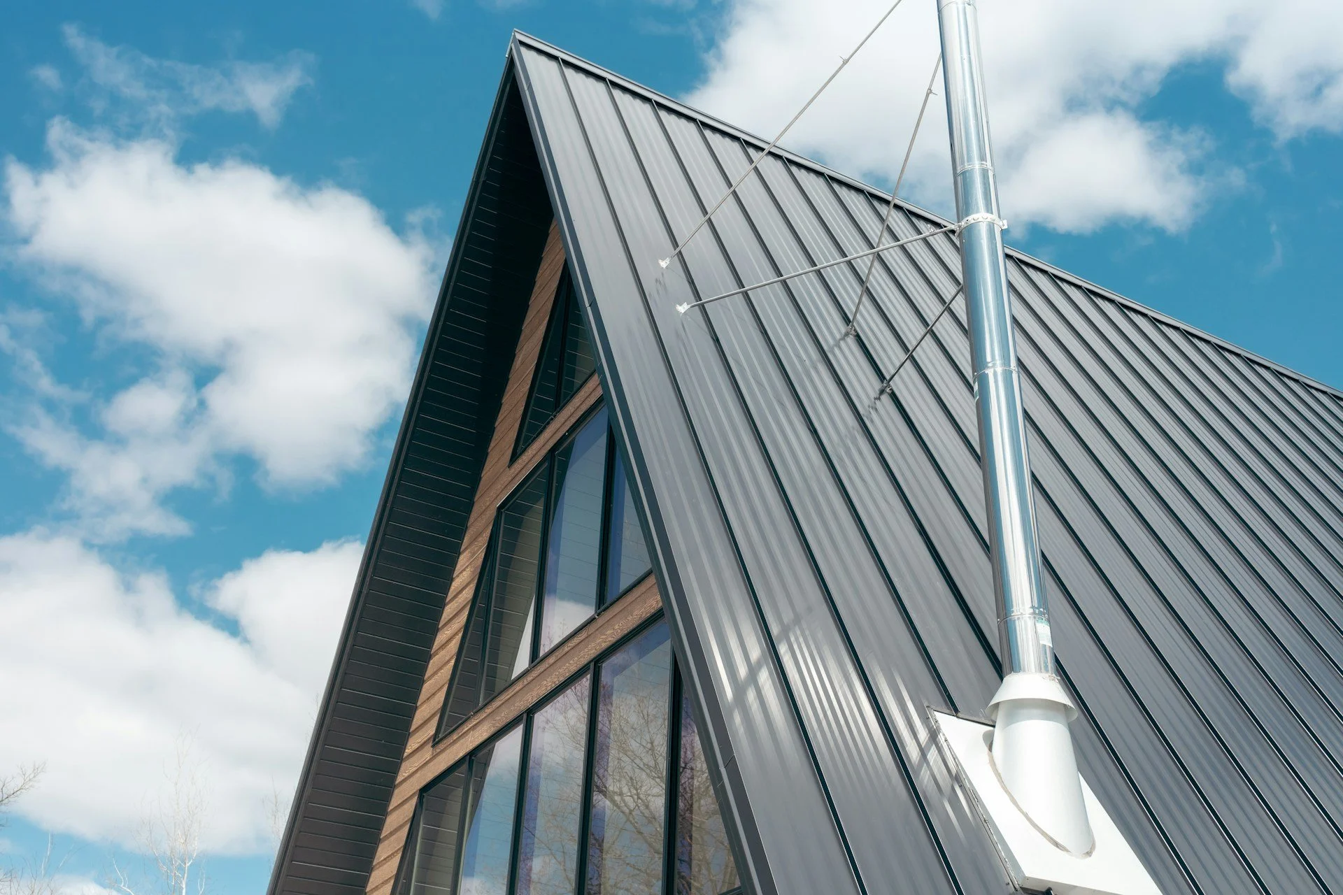 Metal Roofing Services: Expert Solutions &amp; Benefits for Your Home