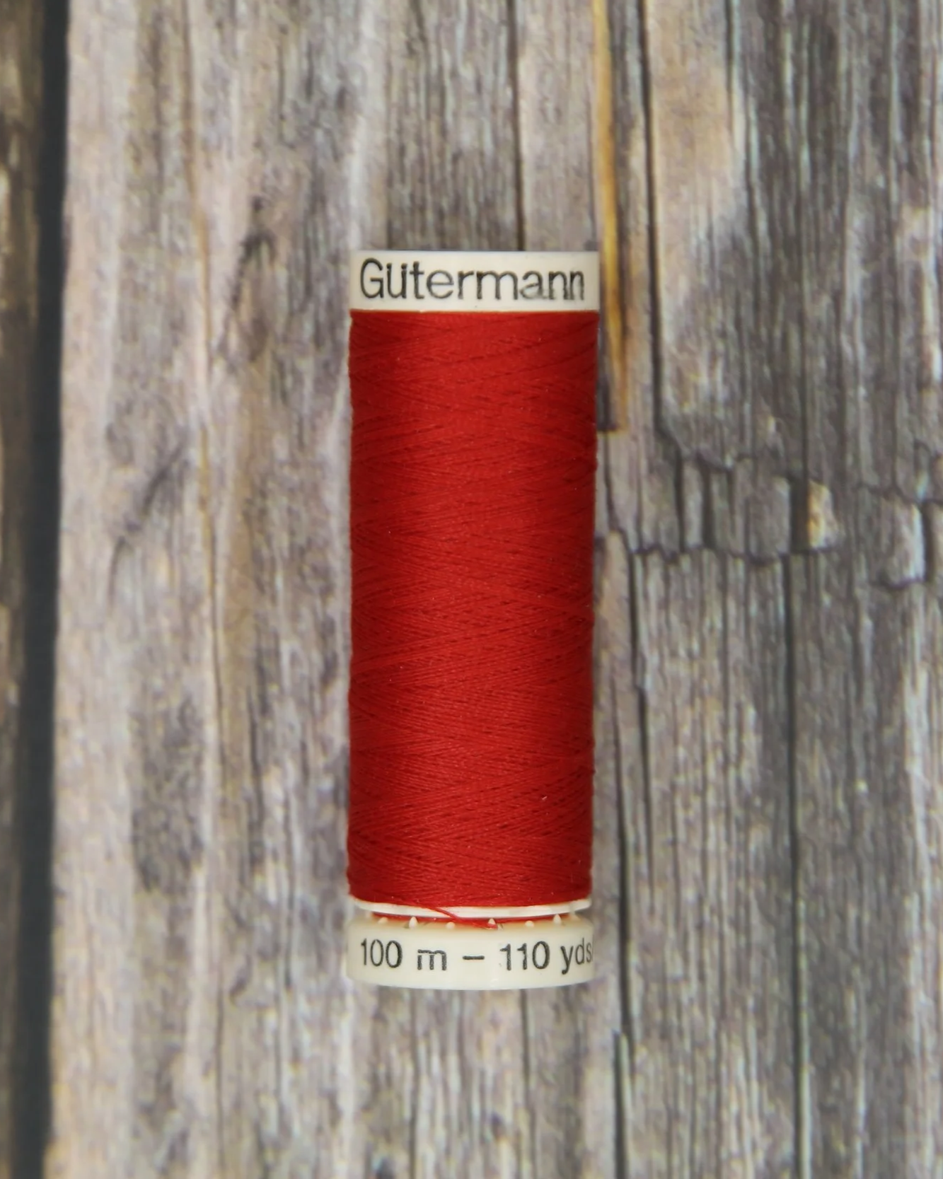#410 Scarlett Gütermann Sew-All Thread