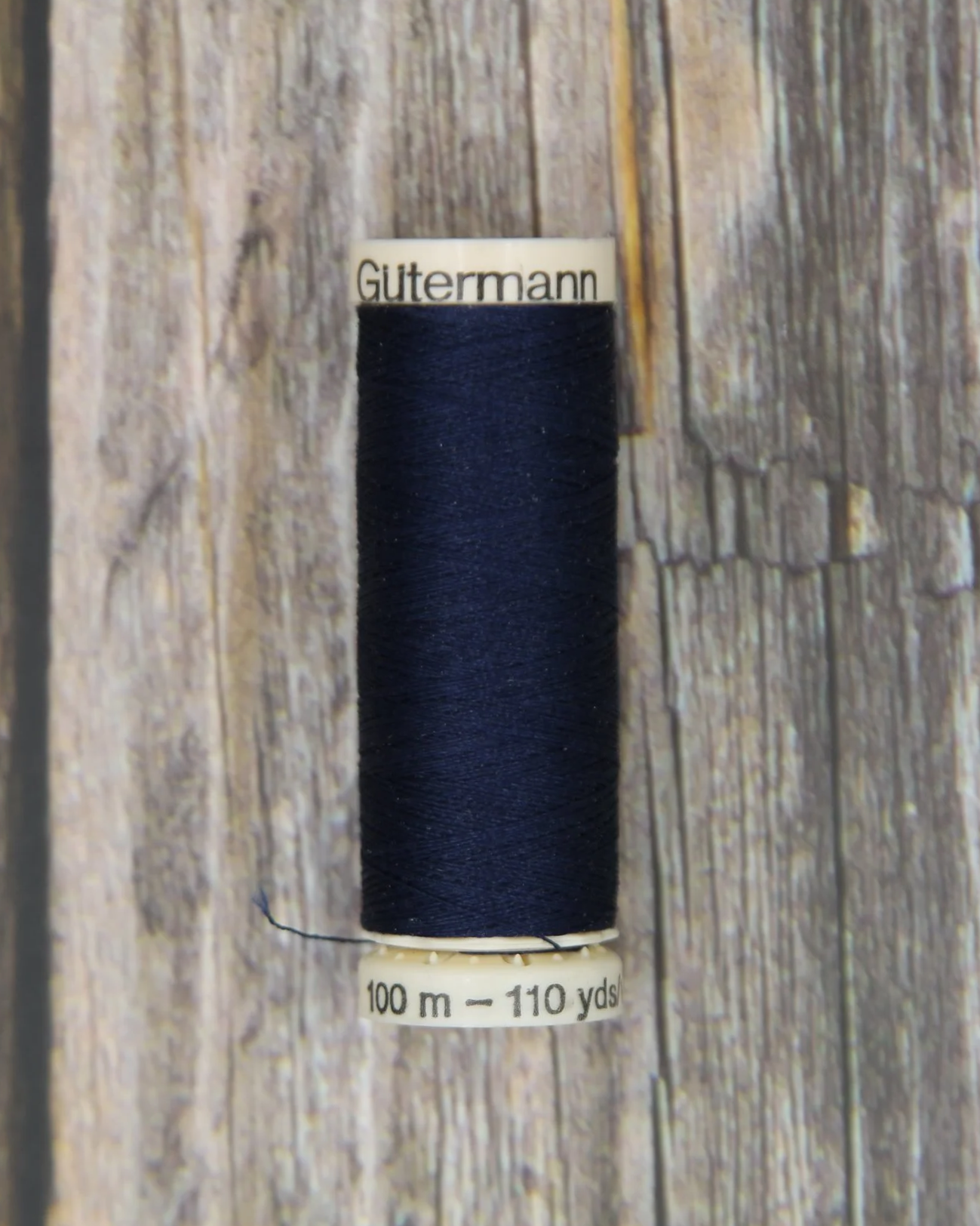 #272 Navy Gütermann Sew-All Thread