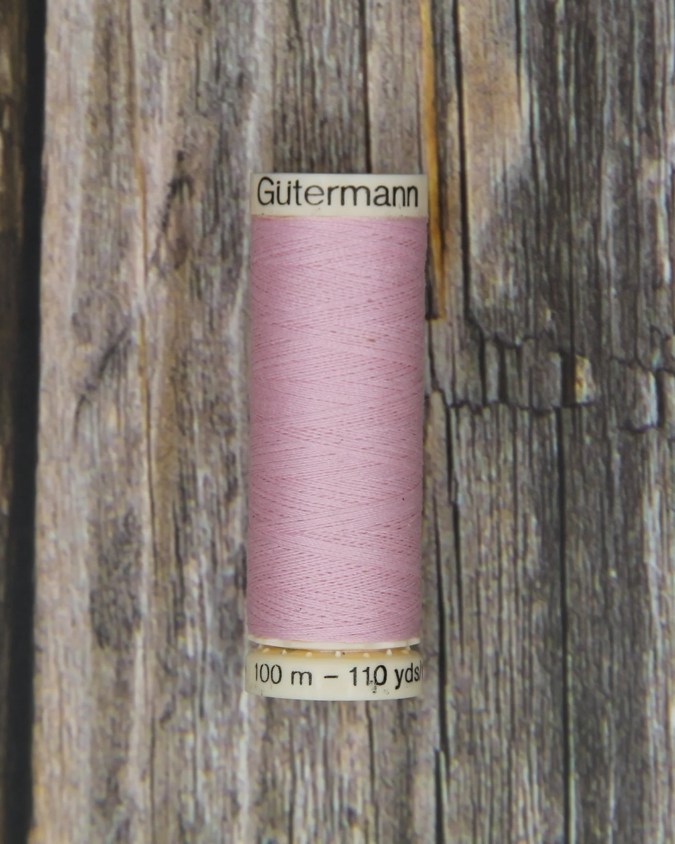 #912 Charm Gütermann Sew-All Thread