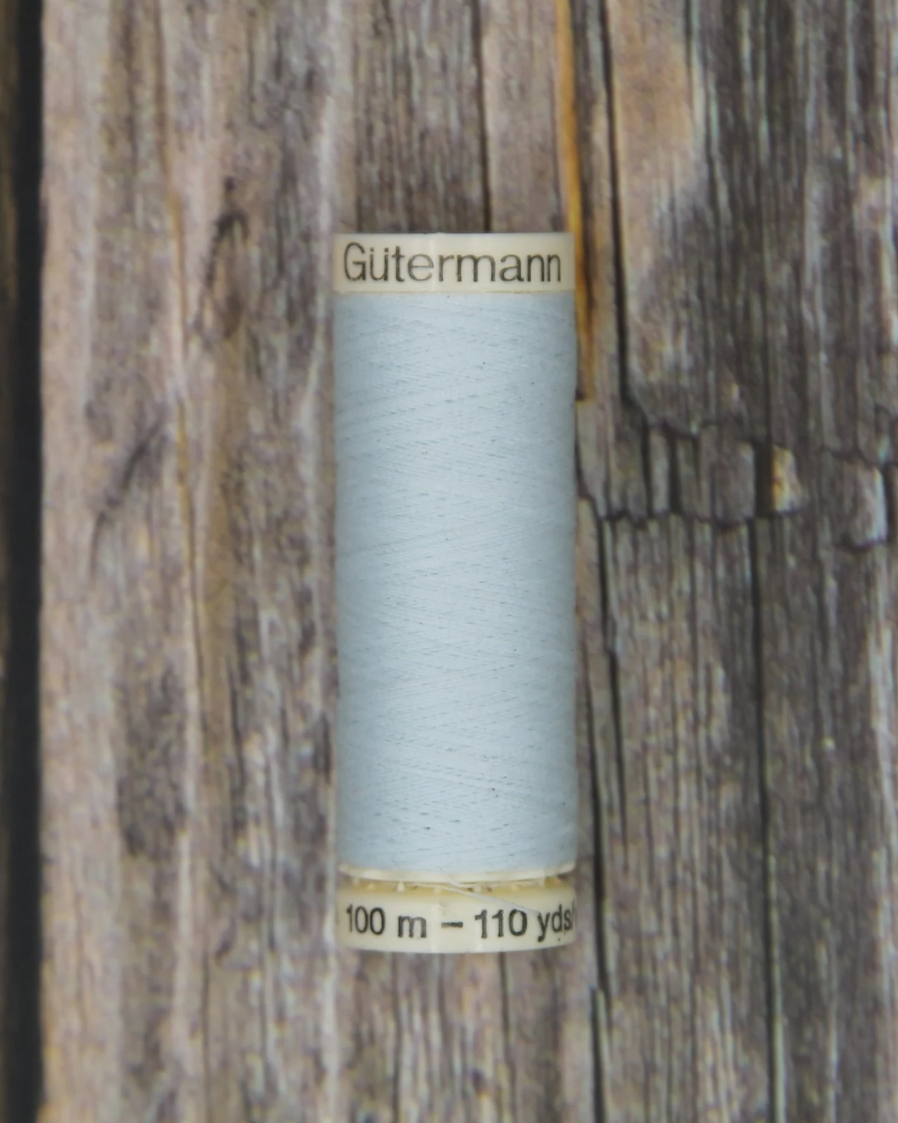 #202 Silver Shine Gütermann Sew-All Thread