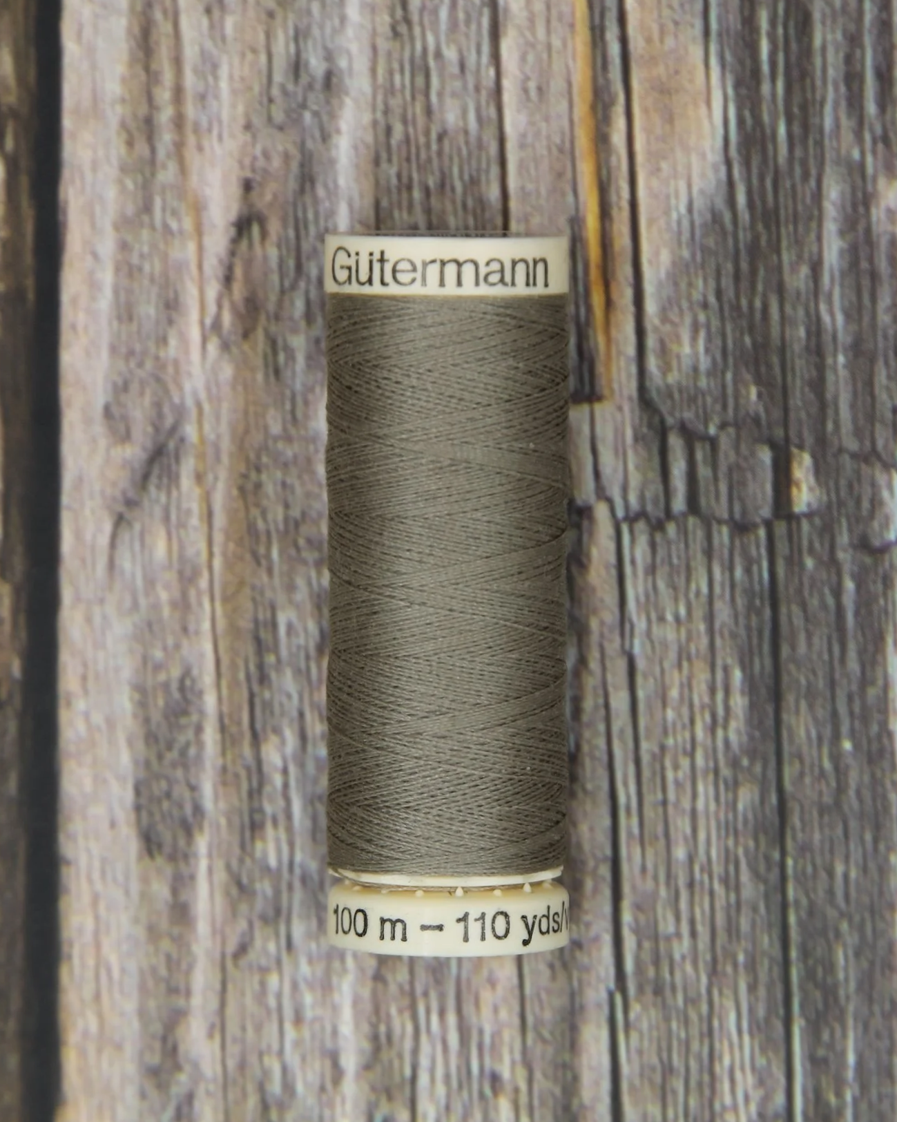 #524 Light Fawn Gütermann Sew-All Thread