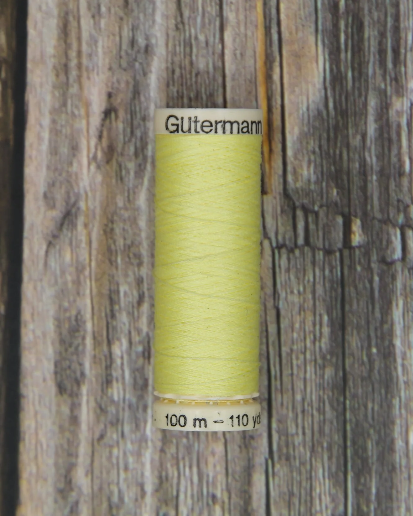 #805 Cream Gütermann Sew-All Thread