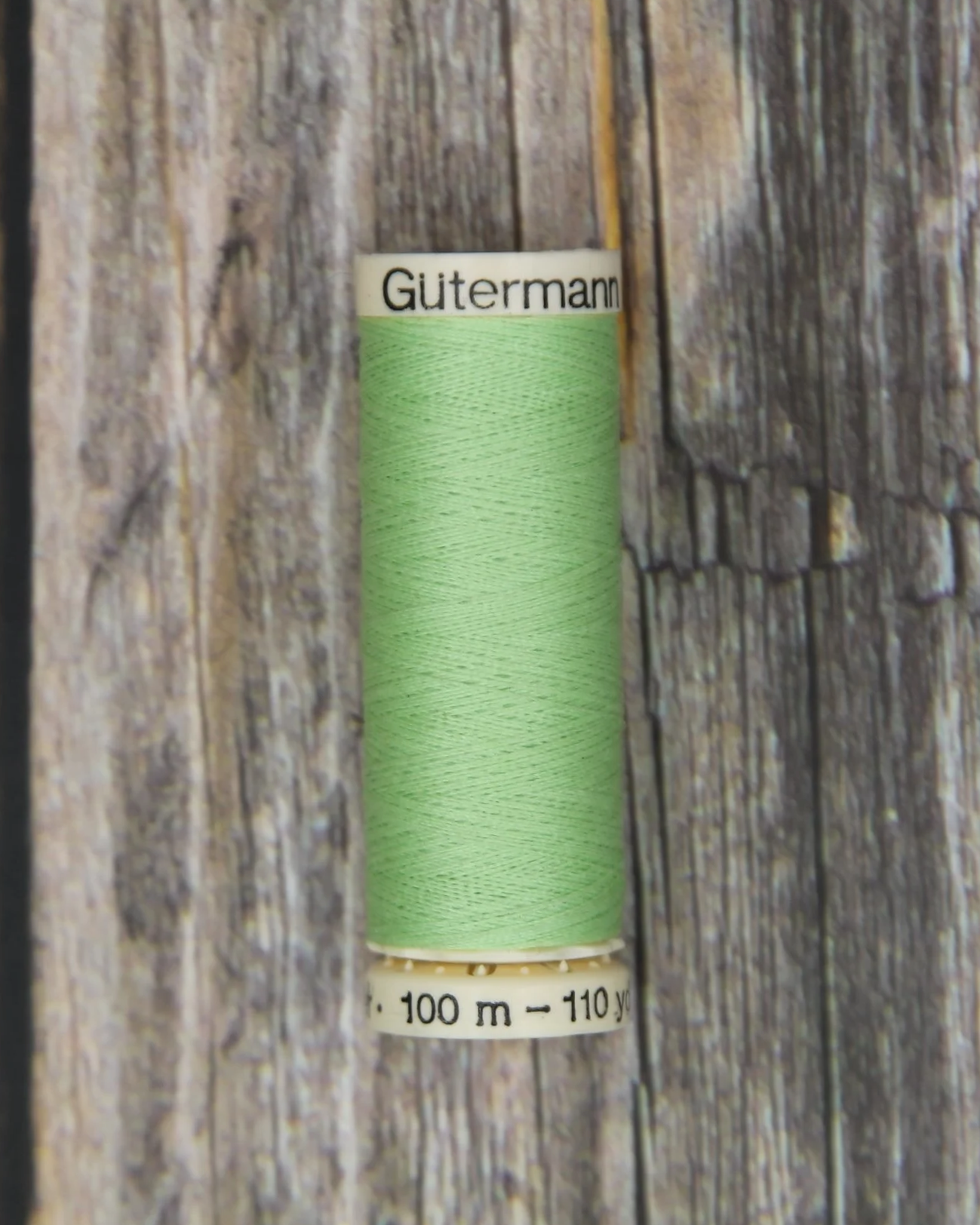 #704 Lt Green Gütermann Sew-All Thread