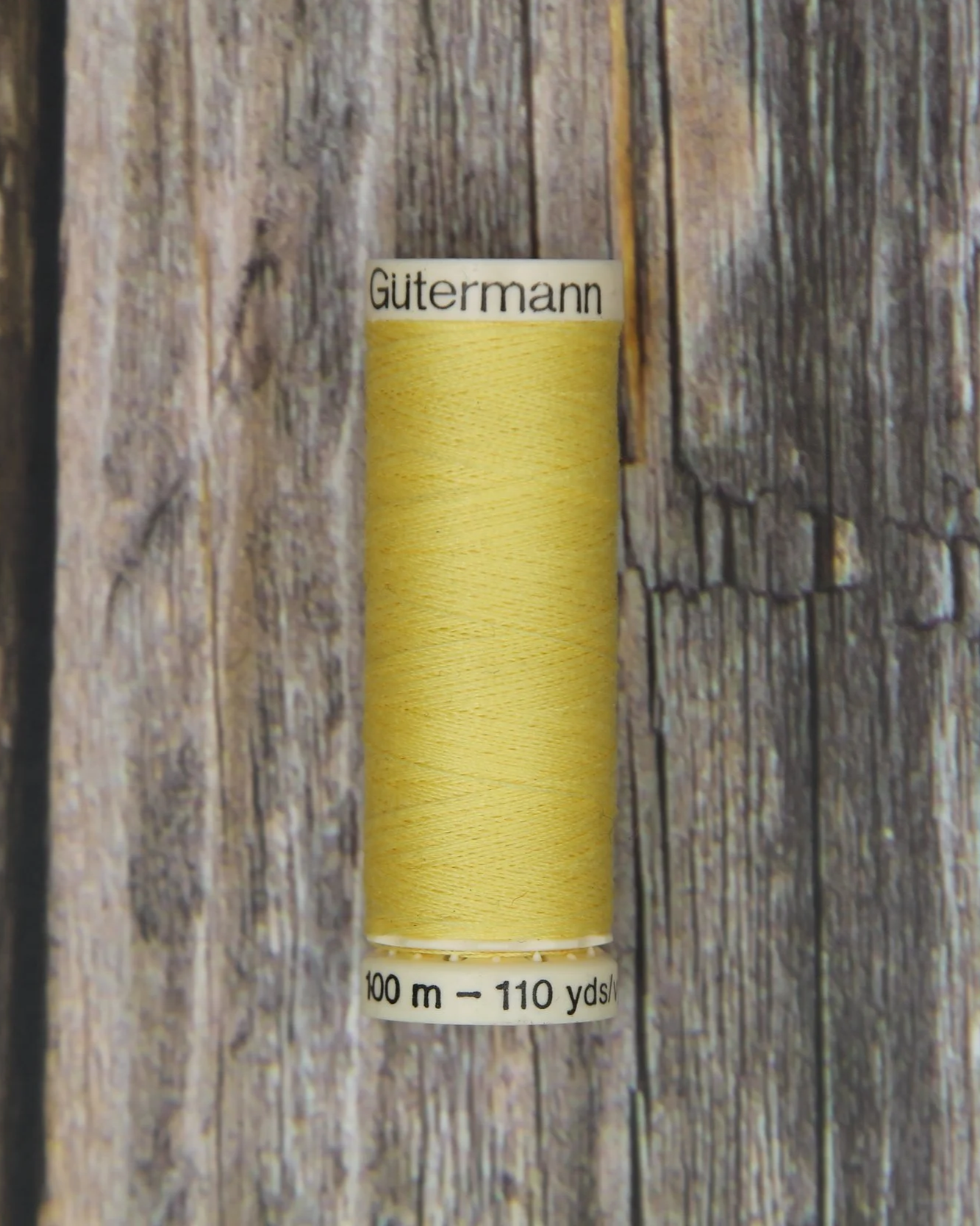 #816 Primrose Gütermann Sew-All Thread