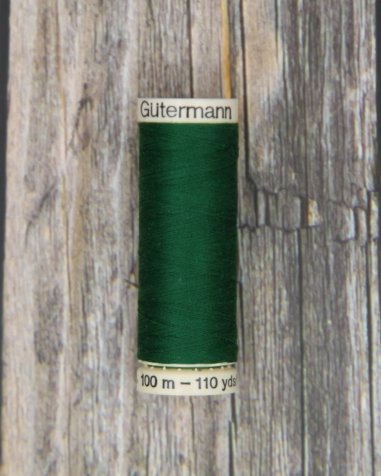 #748 Green Gütermann Sew-All Thread
