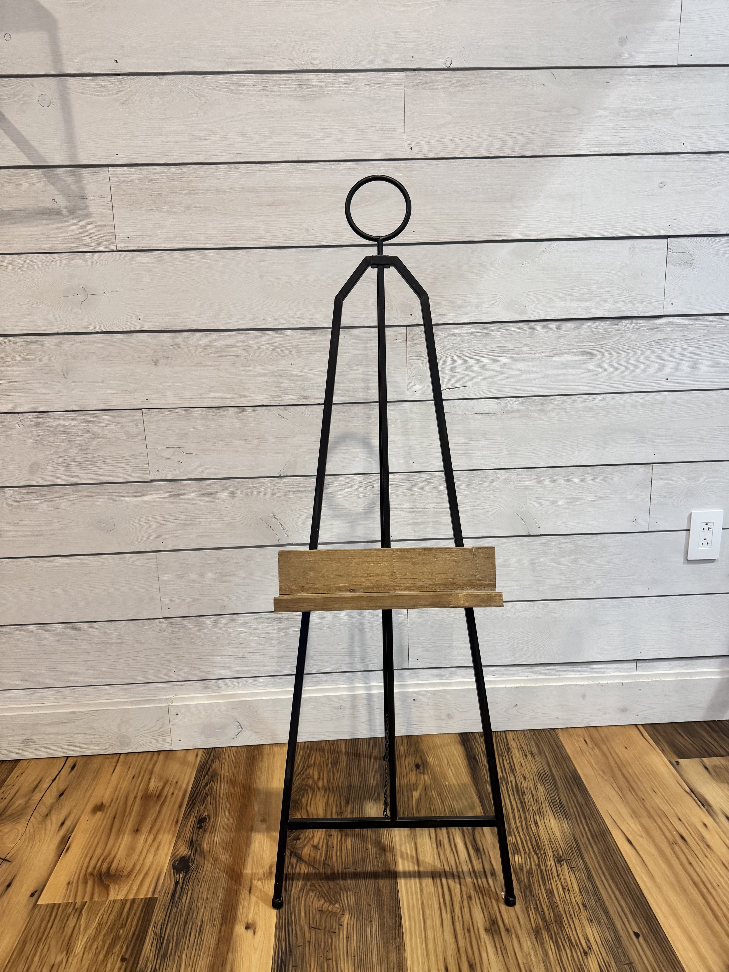 Black Easel