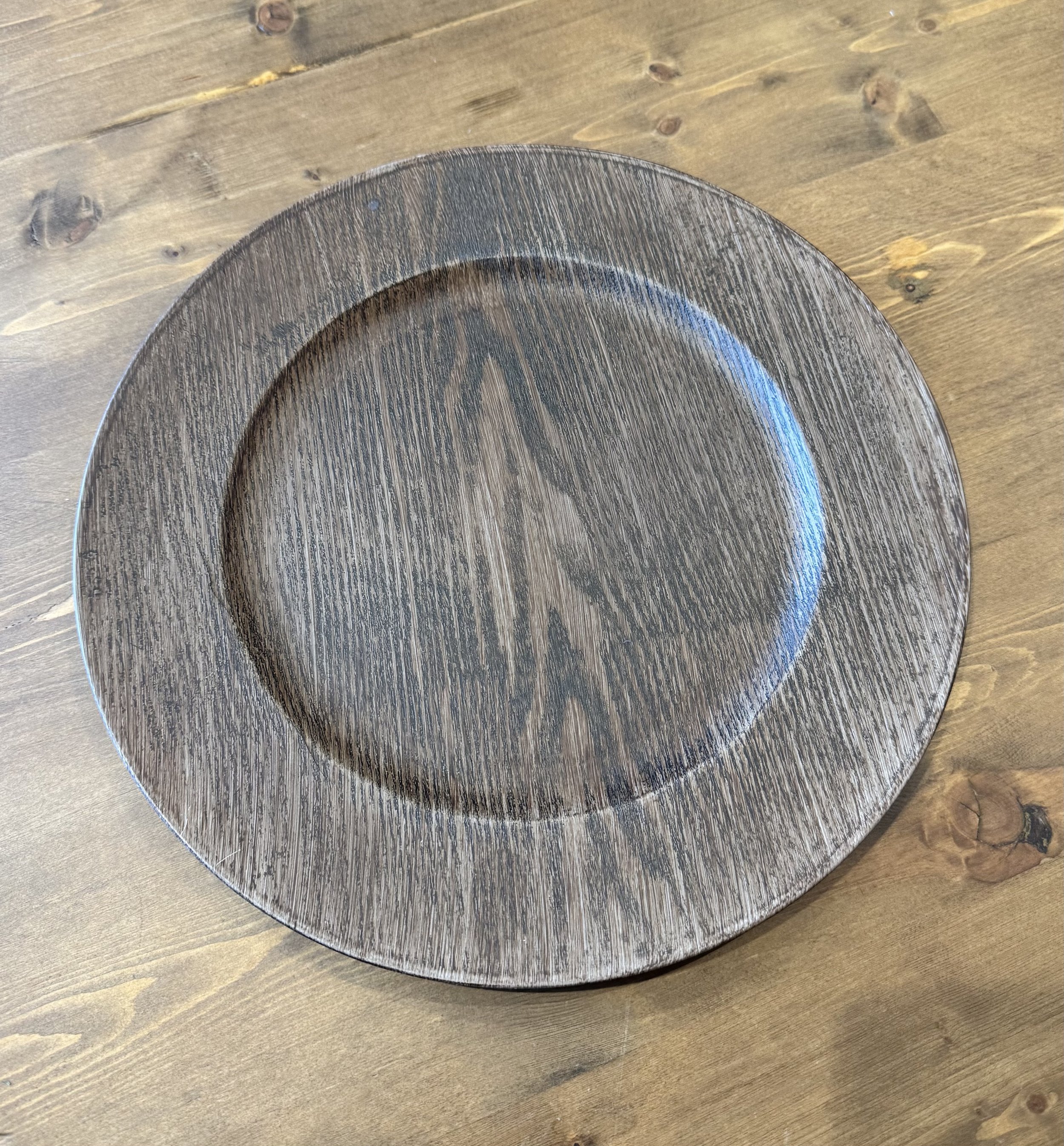 Wood Grain Charger Plate