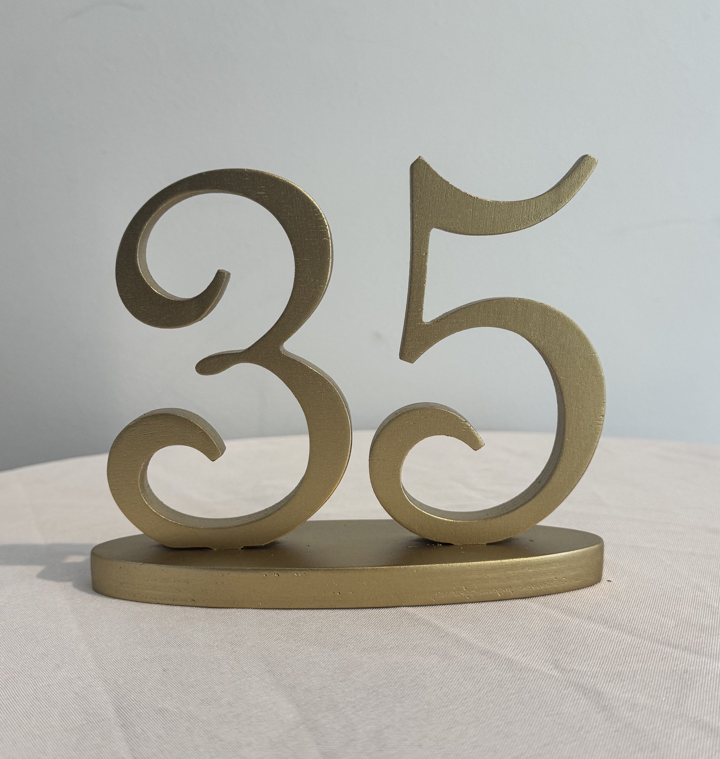 Gold Table Number