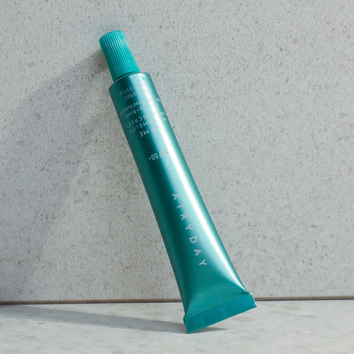 Lip-Me-Watermelon-SPF50+-04.jpg