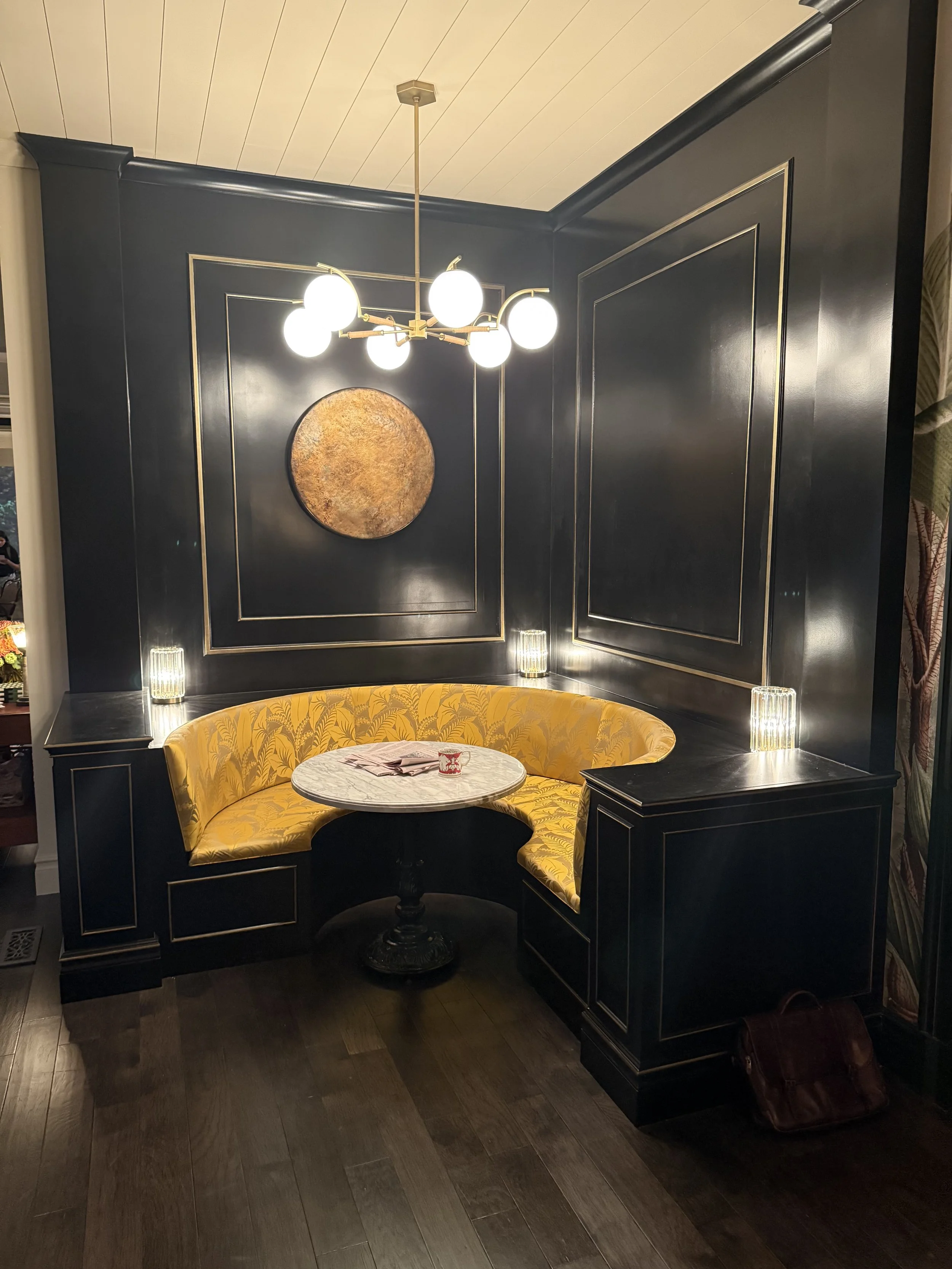 Breakfast nook copy.jpg
