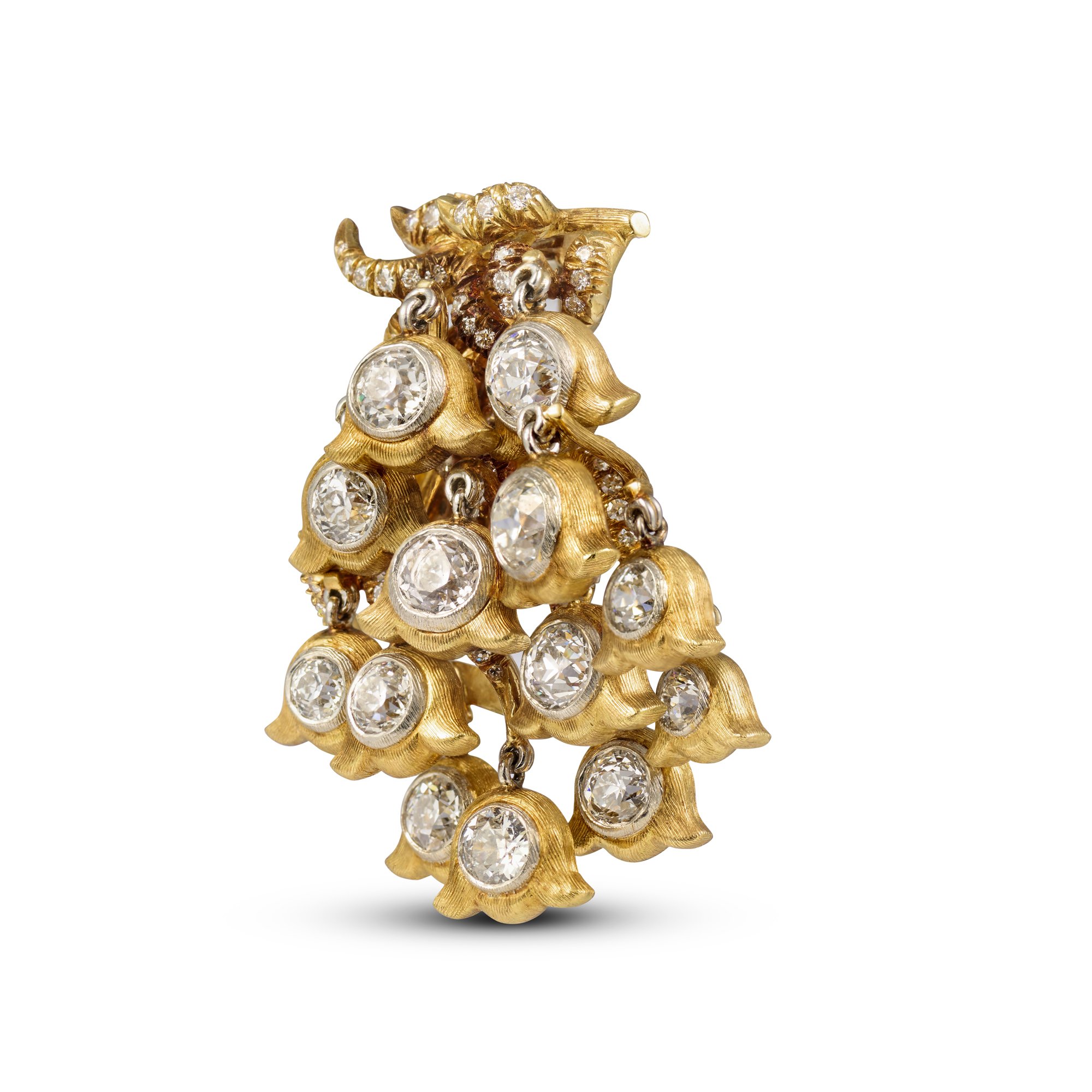 16b A9118 JULIUS COHEN. A DIAMOND TASSLE BROOCH.jpg