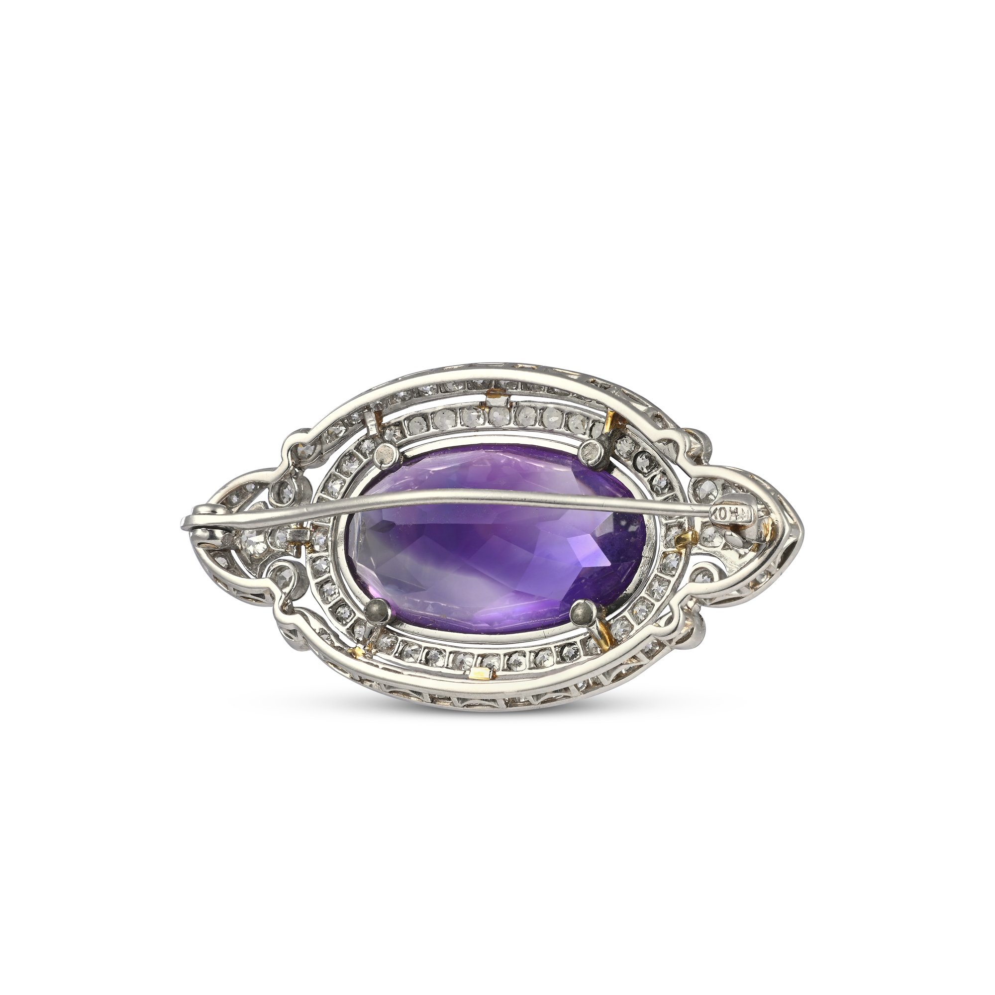 A8952 C AN AMETHYST AND DIAMOND BROOCH.jpg
