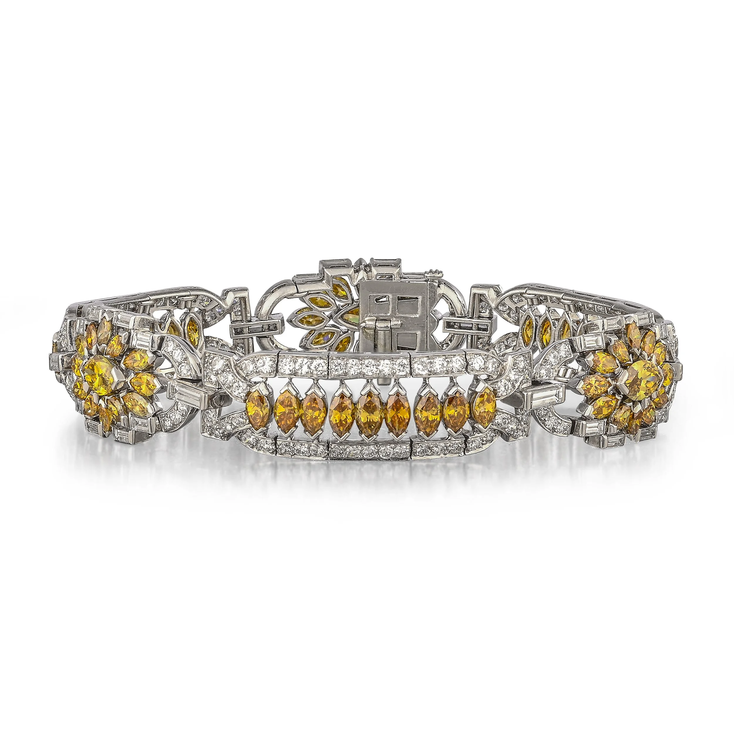 A9482A AN ART DECO YELLOW DIAMOND BRACELET.jpg