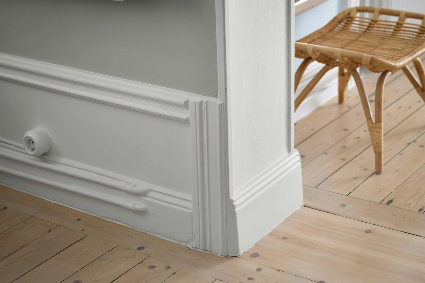 Parquet floors and white trim