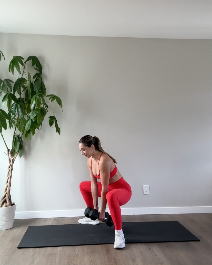 helloooooooo, I heard someone say legs &amp; glutes!!!
all you need are some dumbbells. let&rsquo;s get spicy.🌶️ ❤️&zwj;🔥

we move slow, we move strong, but we also have fun.😘

SUPERSET 1:
x sumo squat w. hold x10
x sumo deadlift squat combo x10
x