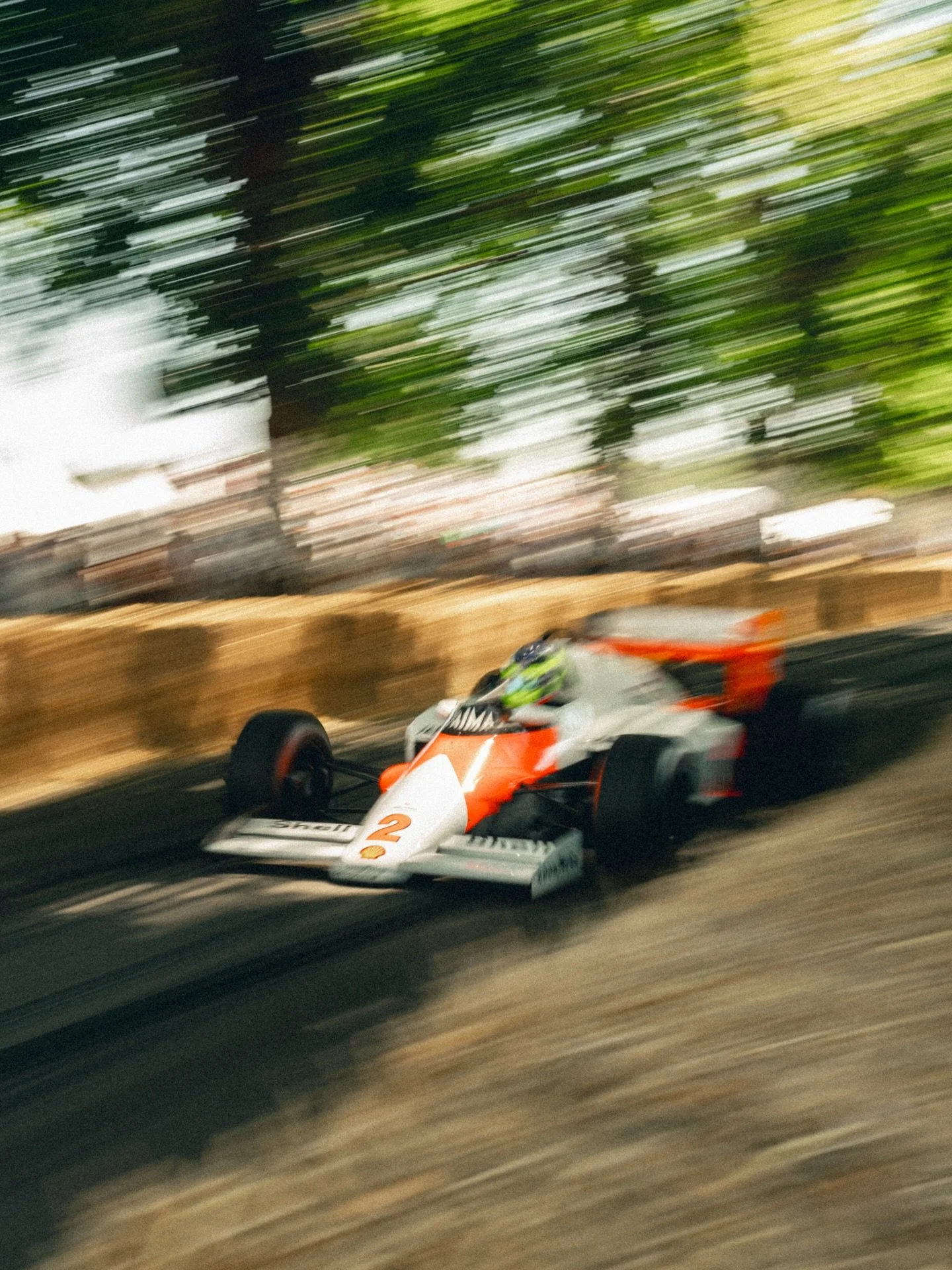 -
Before heading to Monaco tomorrow&hellip; 🏁🇲🇨
-
to dociment this year&rsquo;s @automobileclubmonaco Historic F1 Grand Prix, I wanted to share some of my favorite images from last years @fosgoodwood with you. 🙂&zwj;↕️

Cannot wait to be back at 