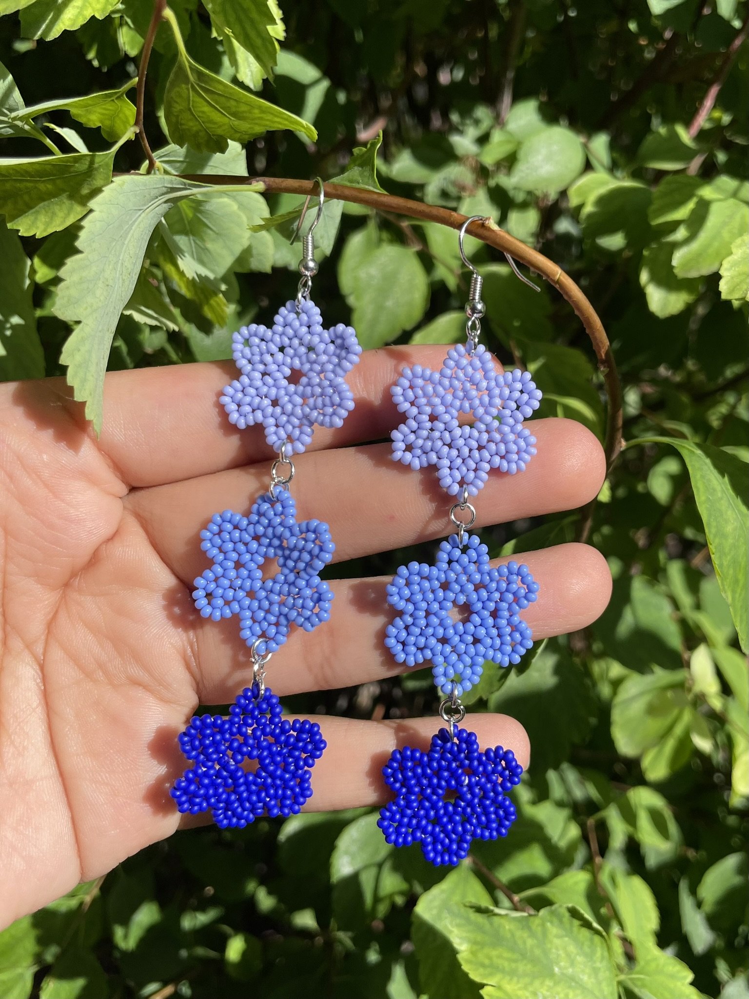 3 Flowers Seed Bead Earrings.jpeg