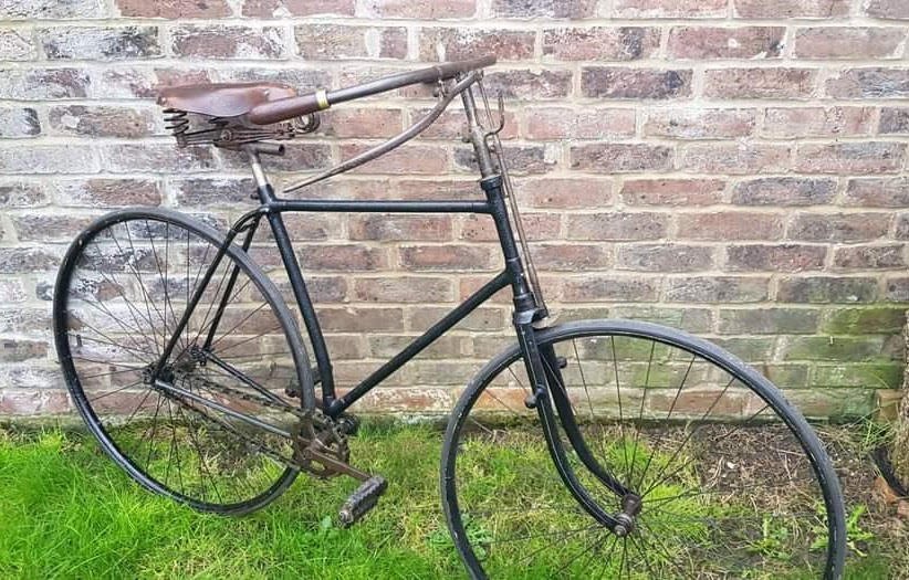 1892 Singer Safety Model de Luxe
