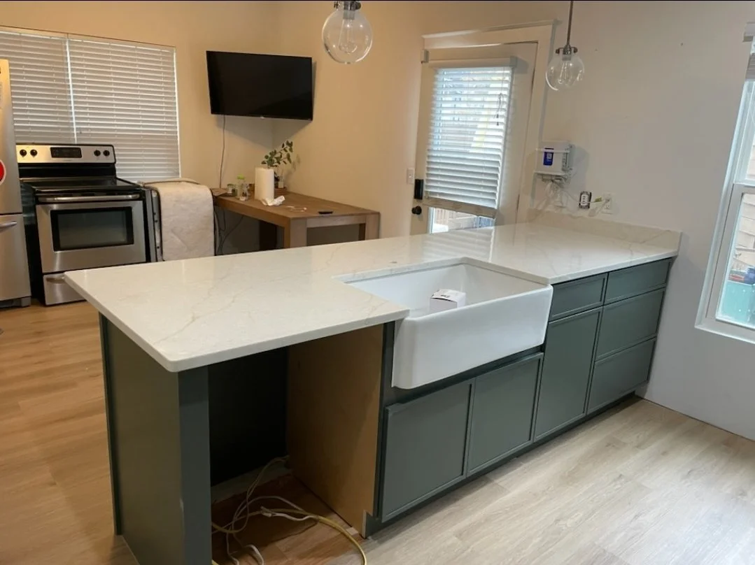 Aston Green Slim Shaker Cabinets