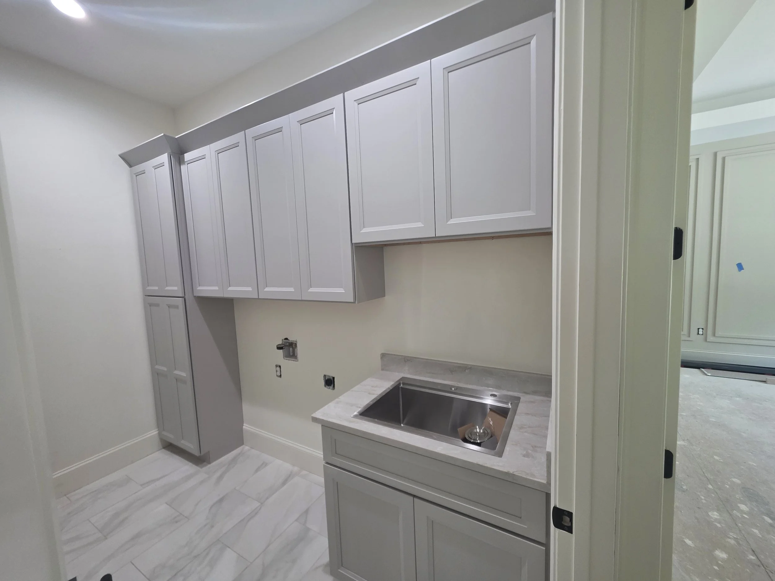 Bevel Grey (Cabinets)