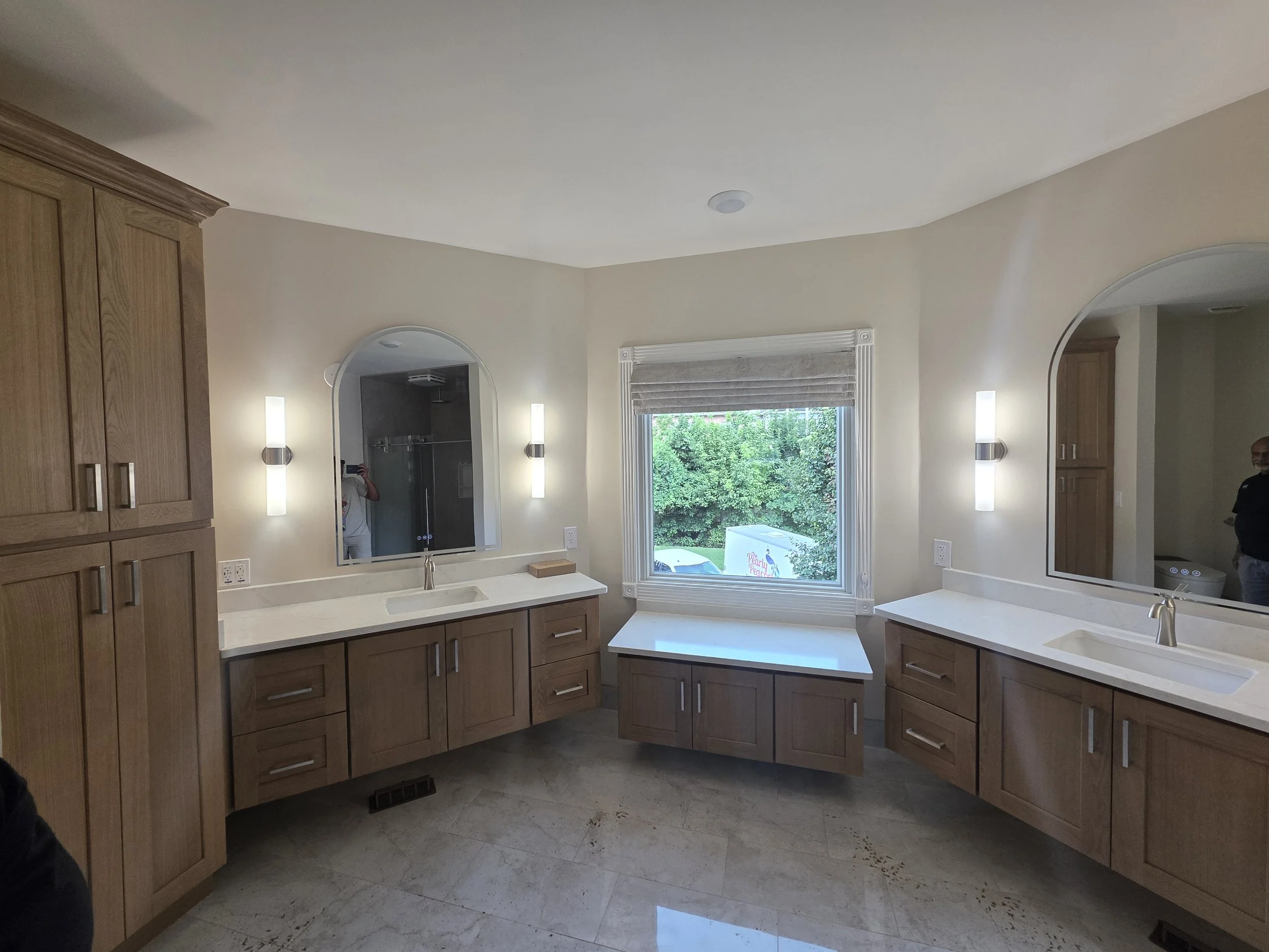 Redondo Oak Shaker (Floating Vanities)
