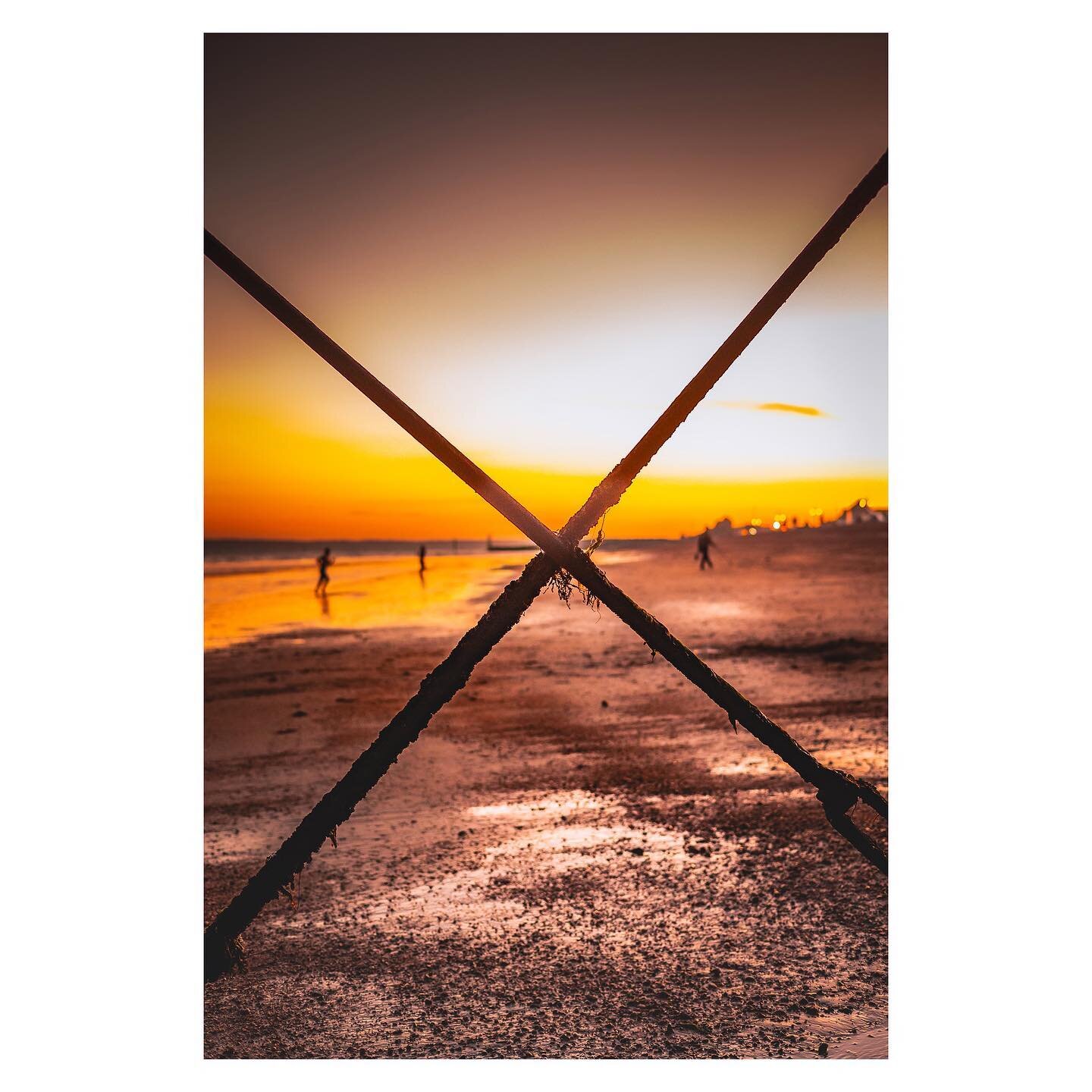 🌤️

Canon R6 / Canon RF 50mm
Portsmouth

@canonuk

#portsmouth #southsea #portsmouthnews #portsmouthuni #sunsetphotography #sunsetvideography #sunsetvideo🌅 #sunsetphotography📷 #videography #landscapephotography #landscapevideo #landscapevideograph