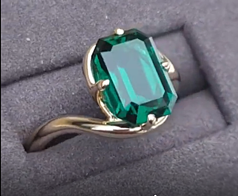 Lab Emerald in 14K YG Bypass Ring With Compass Prongs