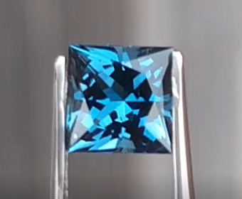 2ct Princess Cut London Blue Topaz